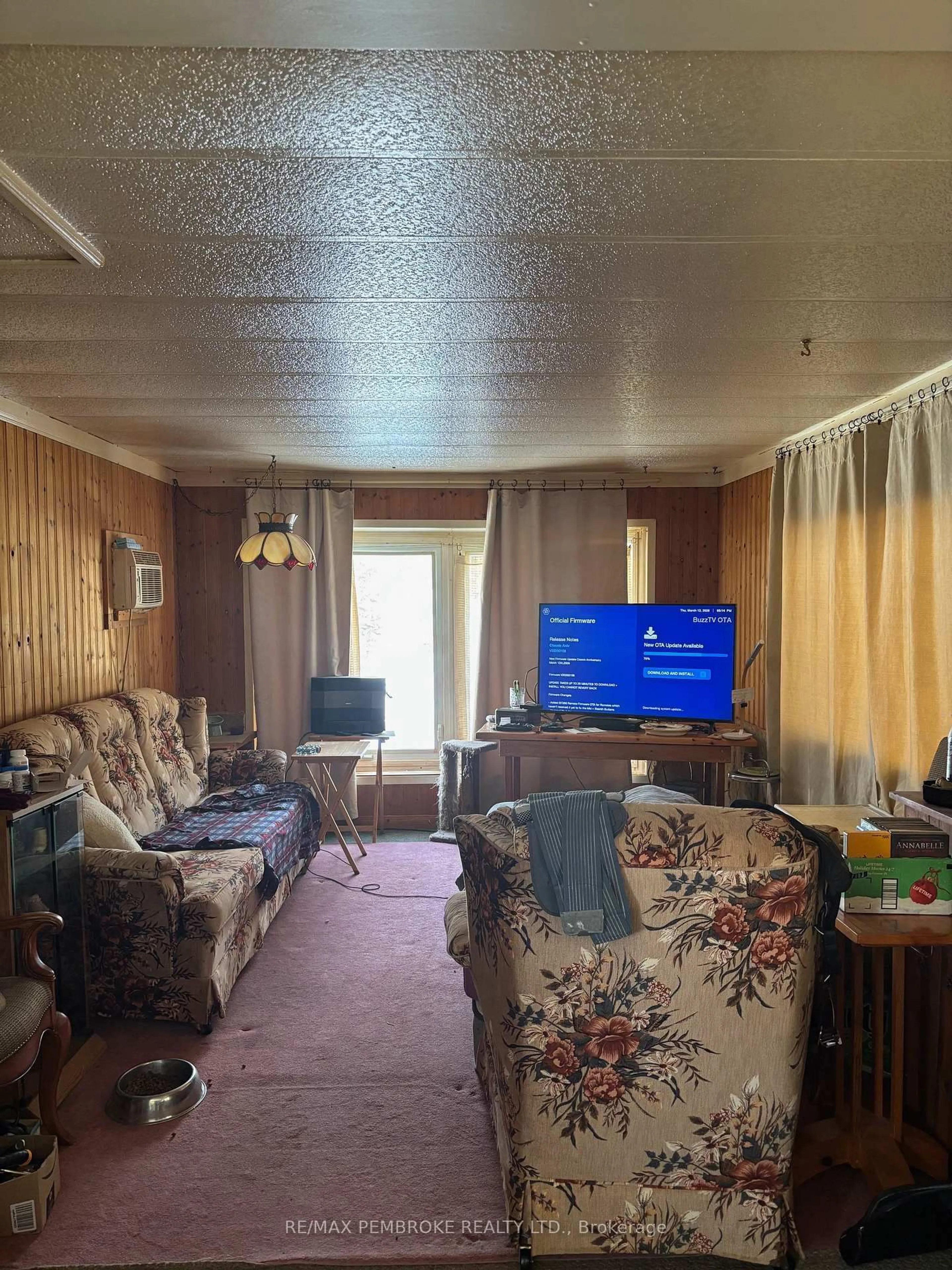 A pic of a room for 69 Pinehurst Estates, Petawawa Ontario K8H 2H2