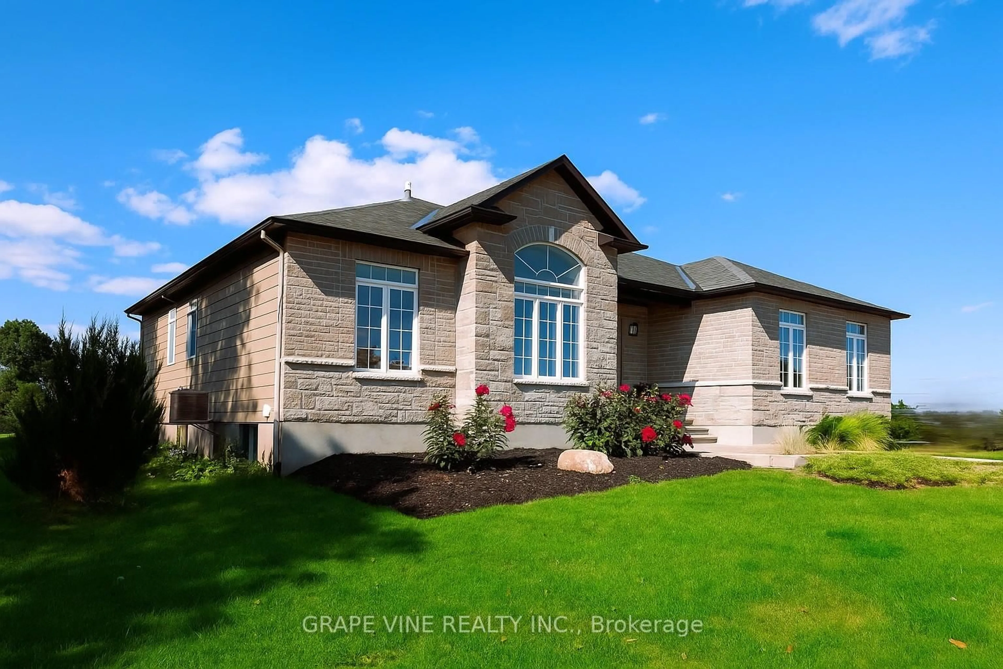 Home with brick exterior material, unknown for 138 Ashton Creek Cres, Ashton Ontario K0A 1B0