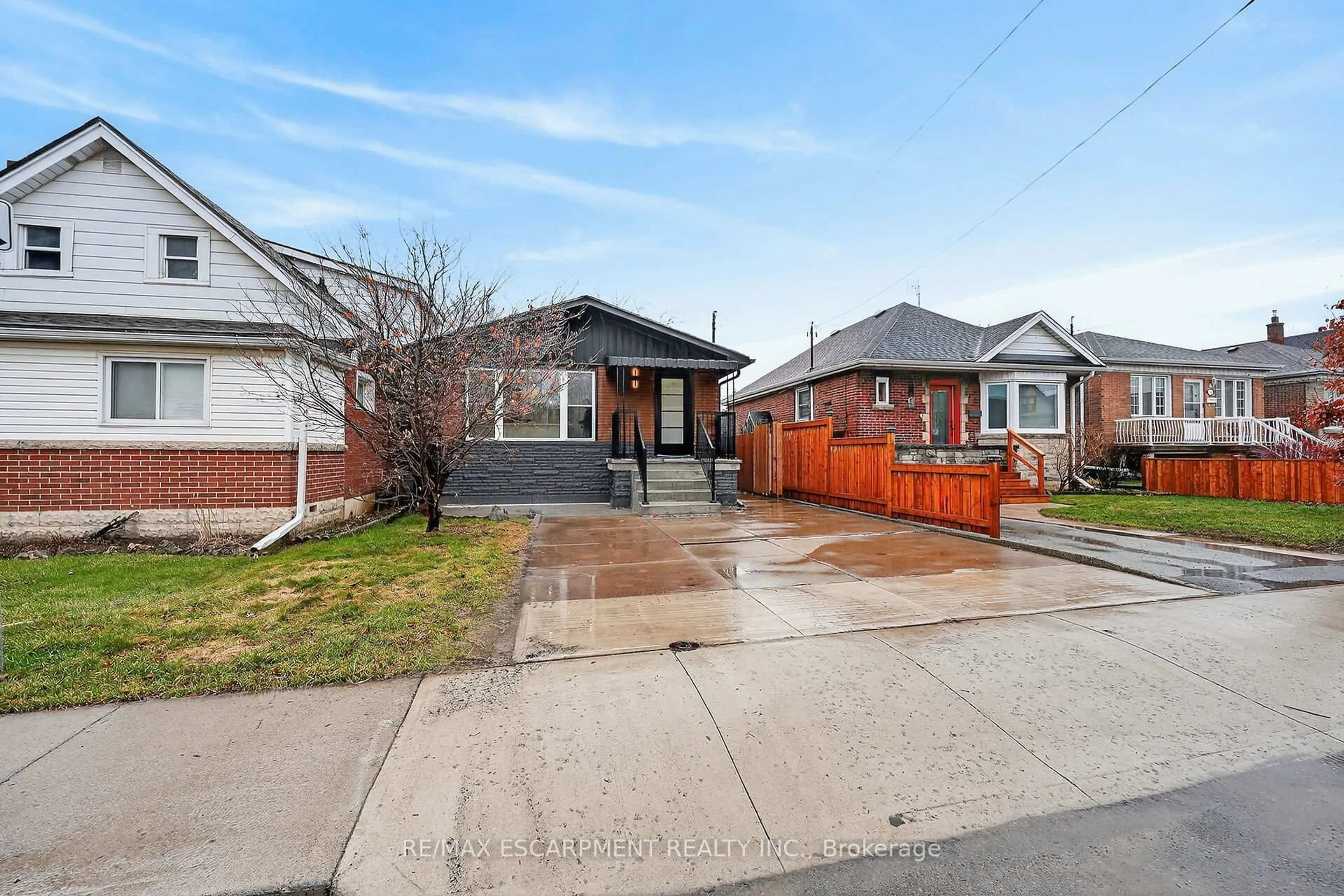 Home with brick exterior material, street for 7 Crosthwaite Ave, Hamilton Ontario L8K 2T7
