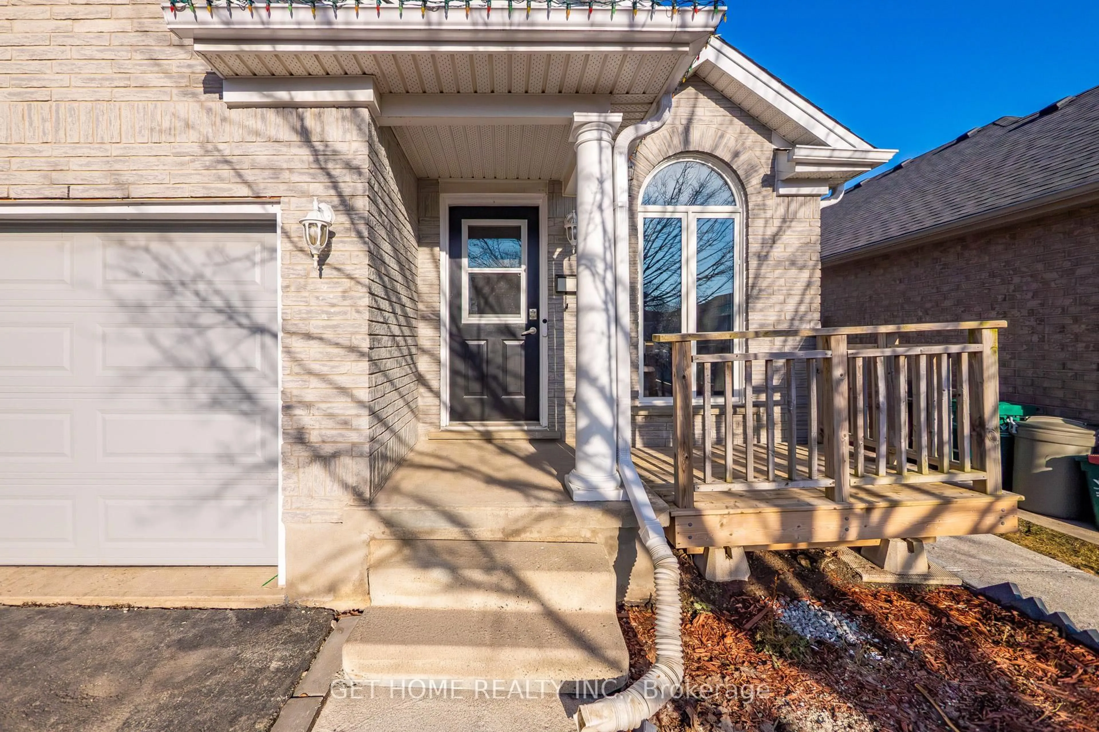 Unknown for 64 Sweeney Cres, Cambridge Ontario N3C 4J1