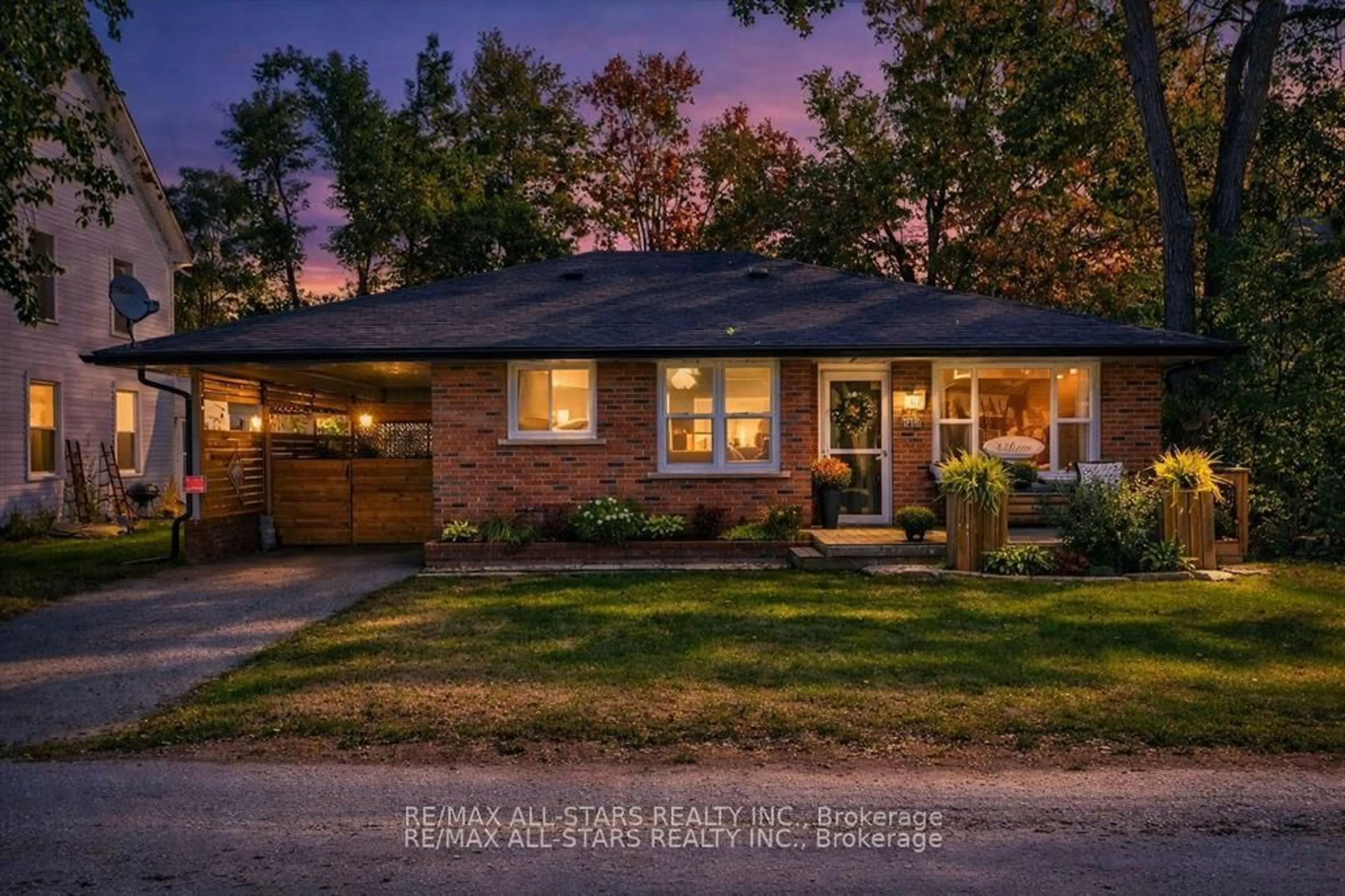 Home with brick exterior material, street for 34 WILLIAM St, Kawartha Lakes Ontario K0M 1A0