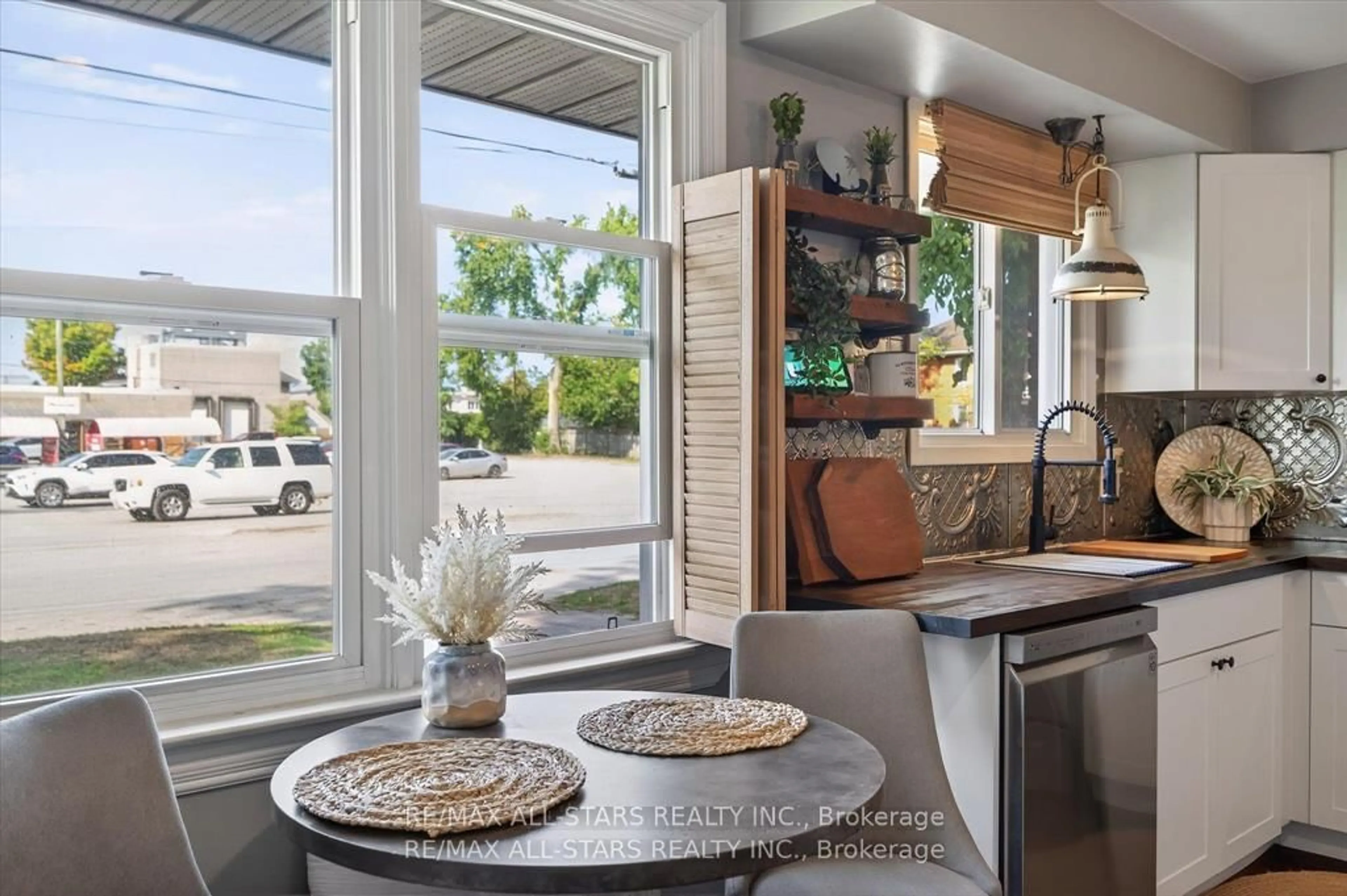 Unknown for 34 WILLIAM St, Kawartha Lakes Ontario K0M 1A0