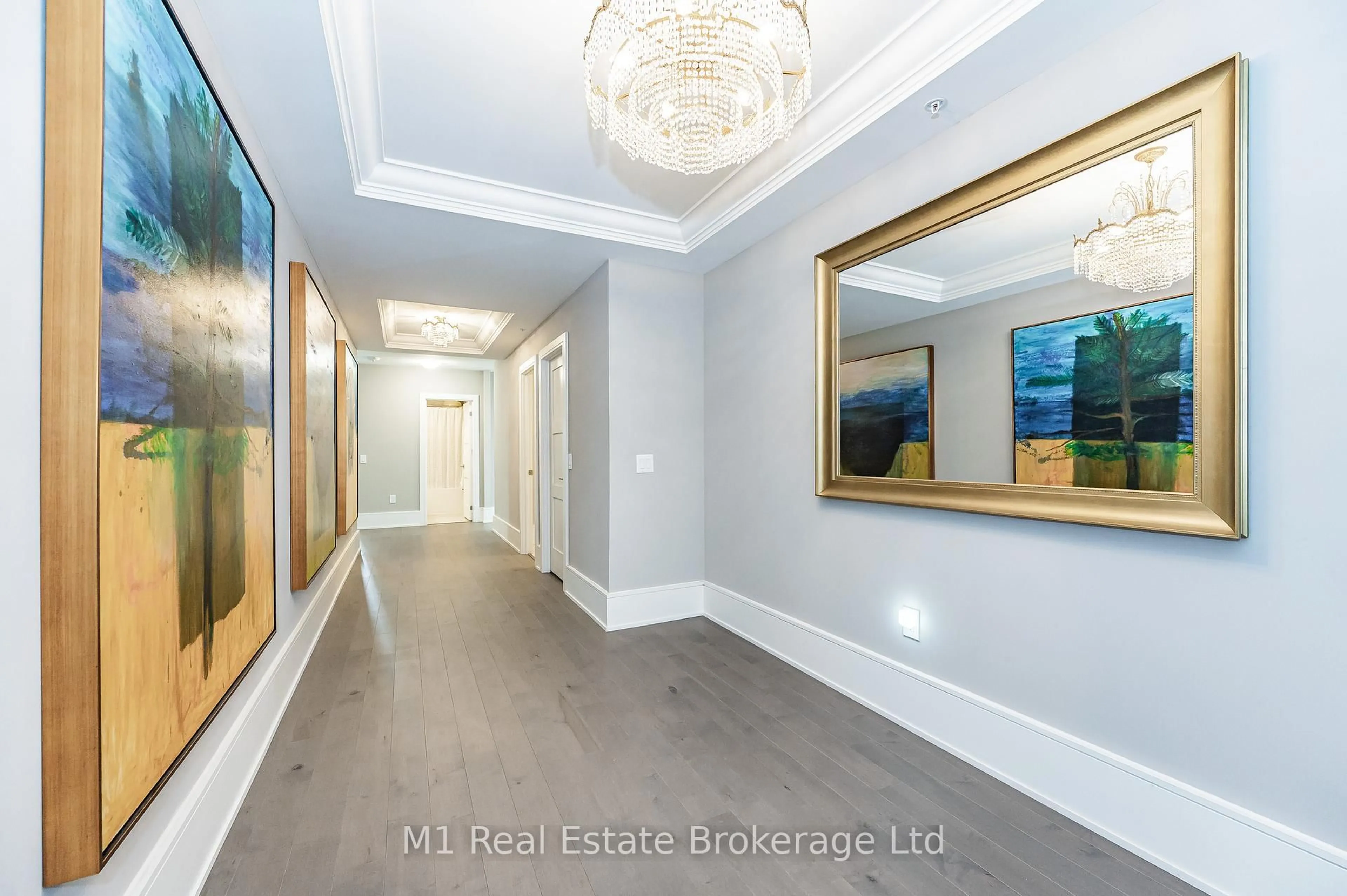 Indoor foyer for 73 Arthur St #RRC1, Guelph Ontario N1E 0S6