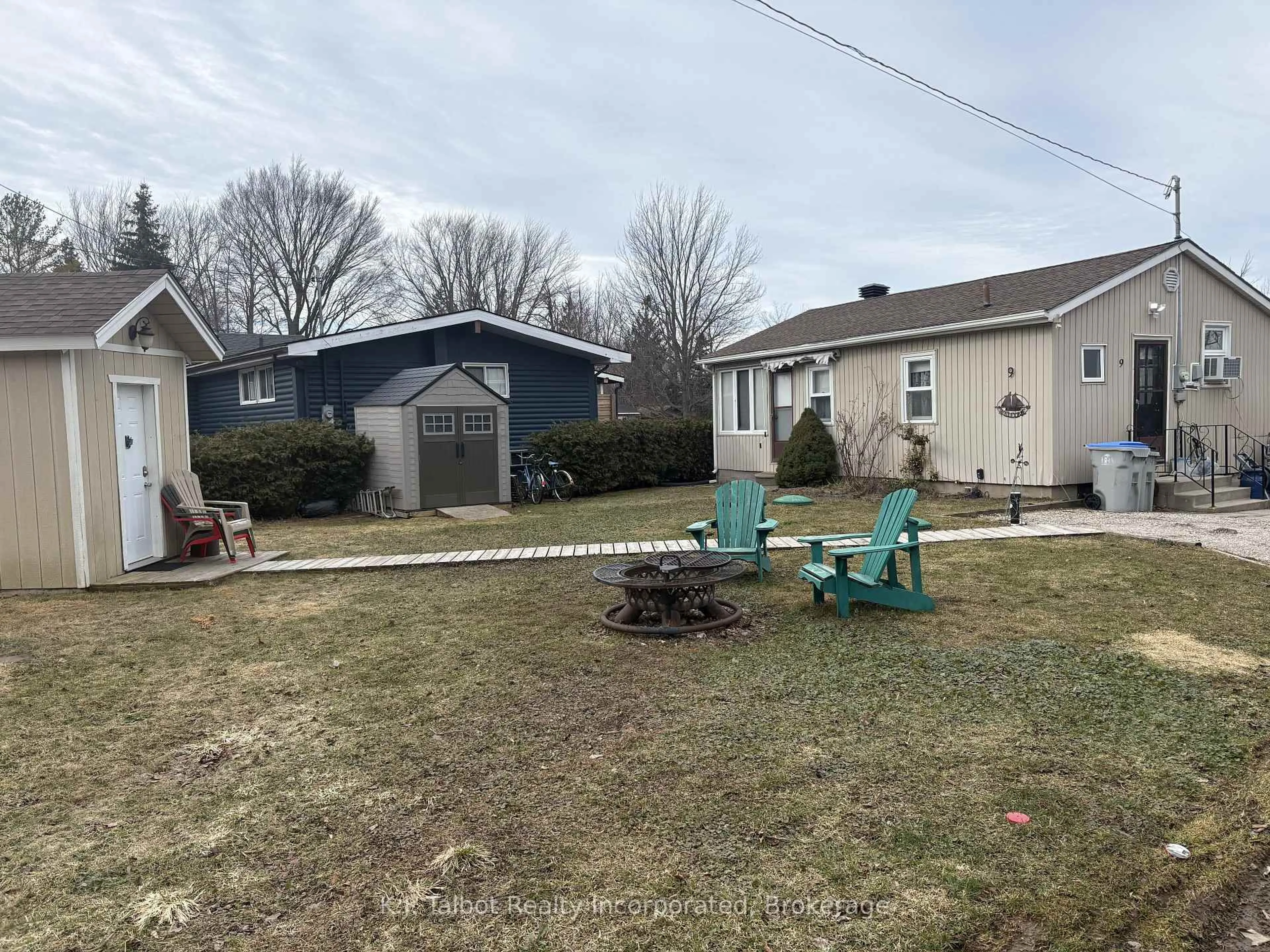 A pic from outside/outdoor area/front of a property/back of a property/a pic from drone, street for 9 Ravine Park Rd, Central Huron Ontario N7A 3X8