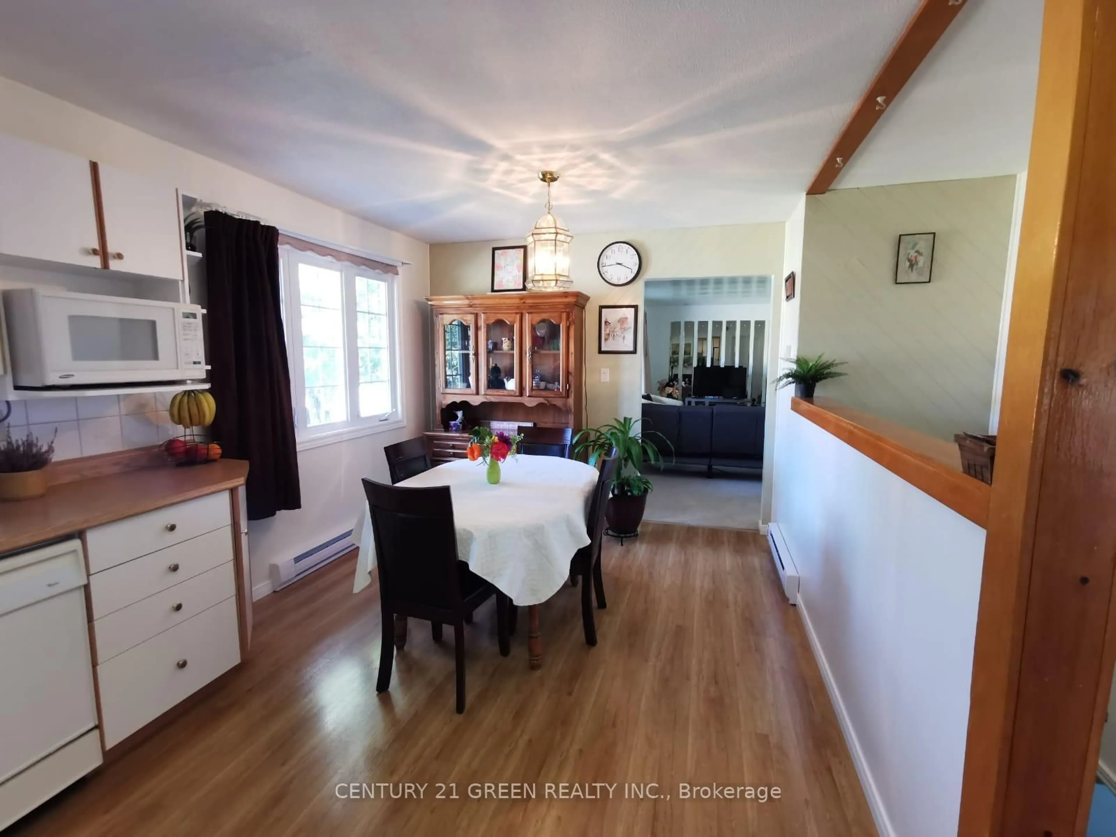 Dining room, unknown for 9 Fitz Ave, South River Ontario P0A 1X0
