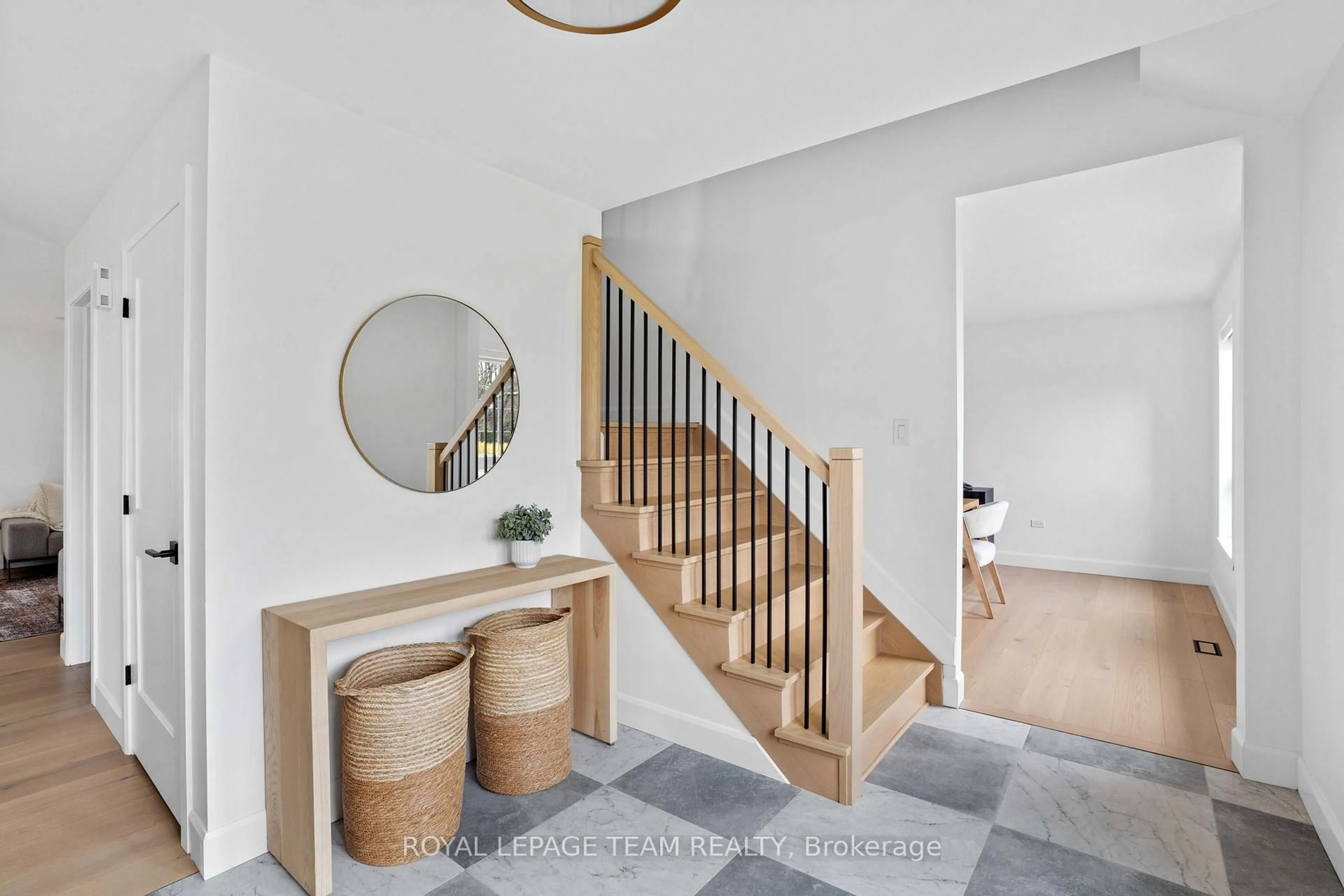 Unknown for 5545 Van Vliet Rd, Manotick Ontario K4M 1J4