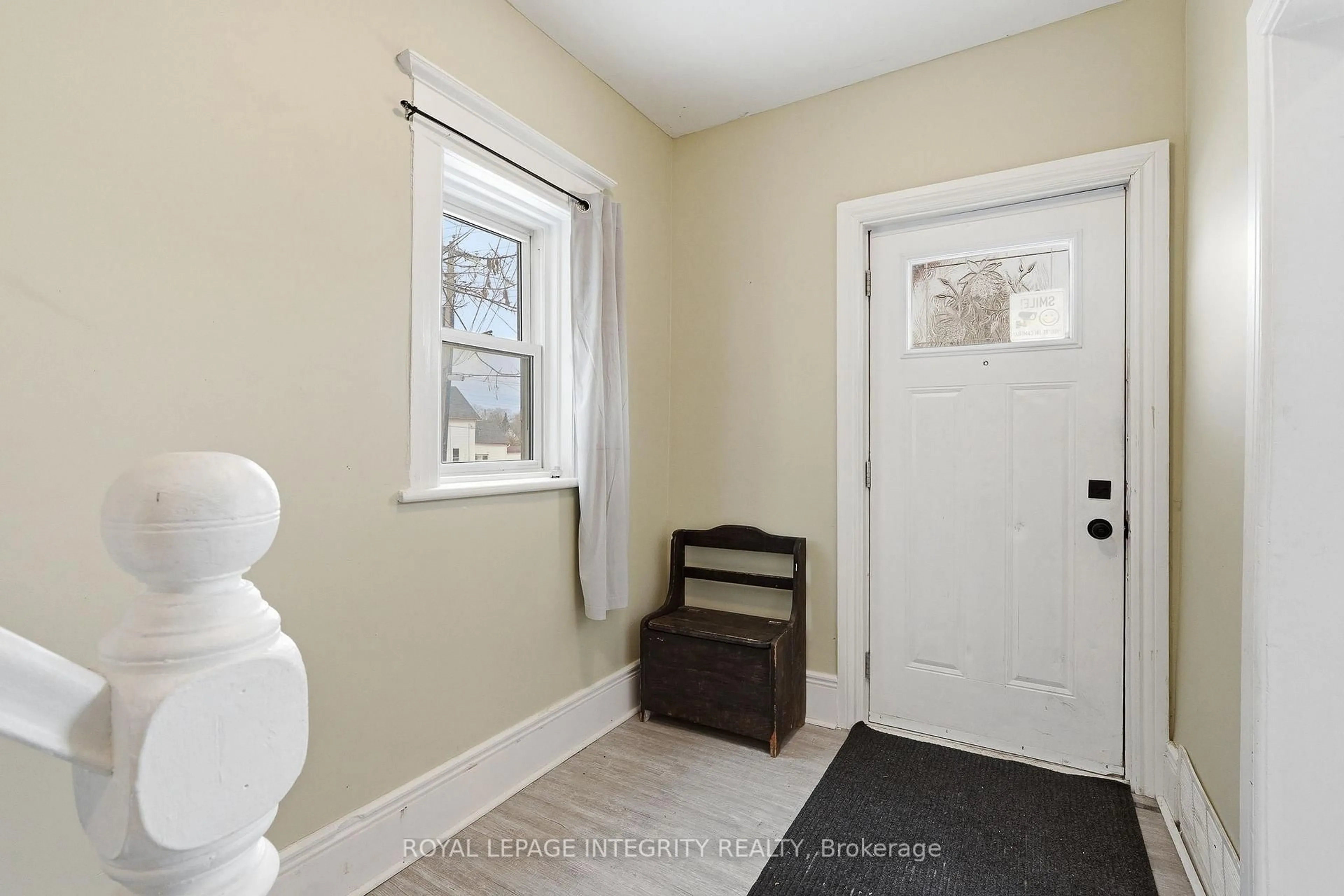 Indoor entryway for 57 Havey St, Arnprior Ontario K7S 3J6
