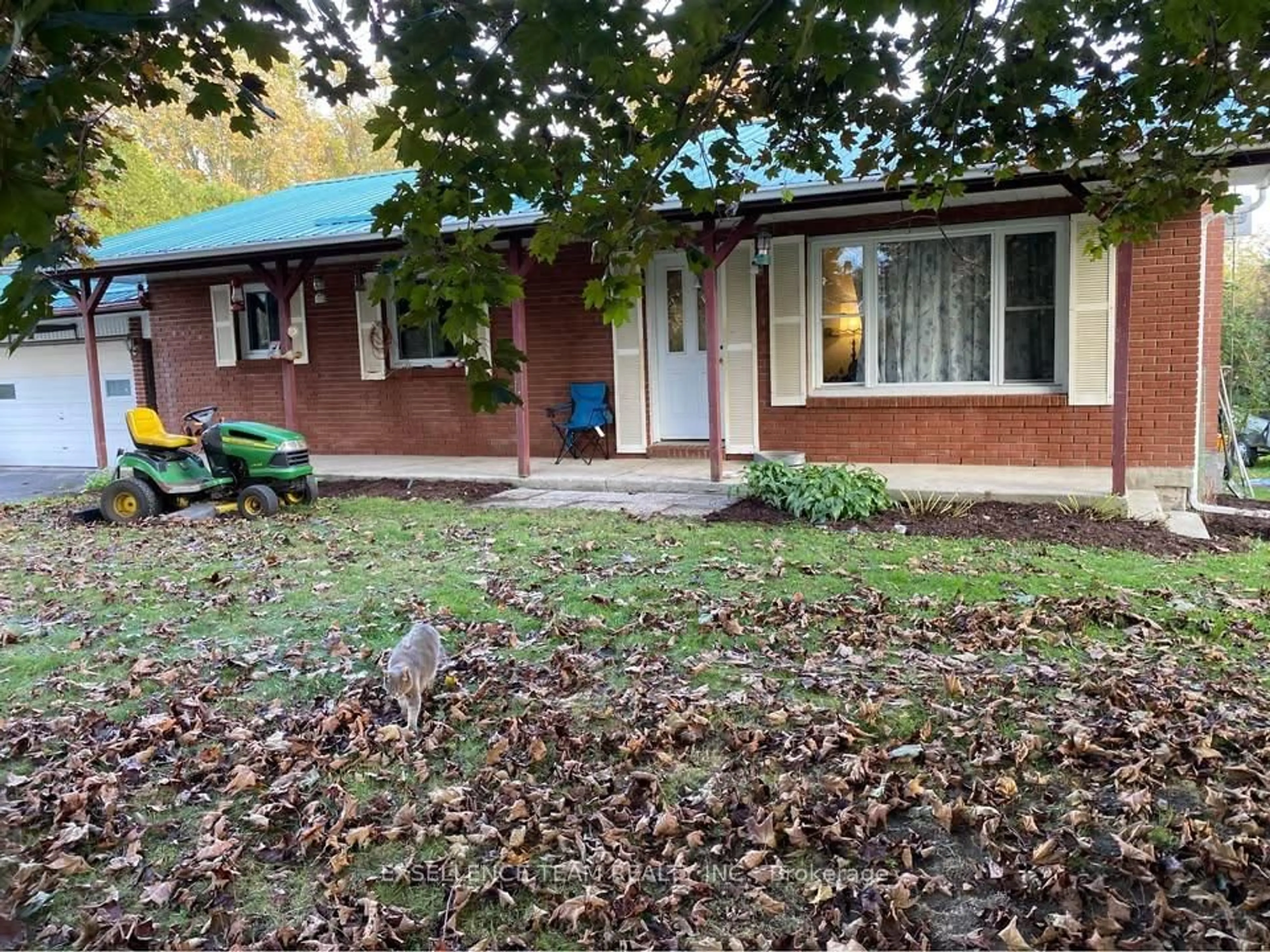 A pic from outside/outdoor area/front of a property/back of a property/a pic from drone, street for 20596 Conc 5 Concession, South Glengarry Ontario K0C 1L0