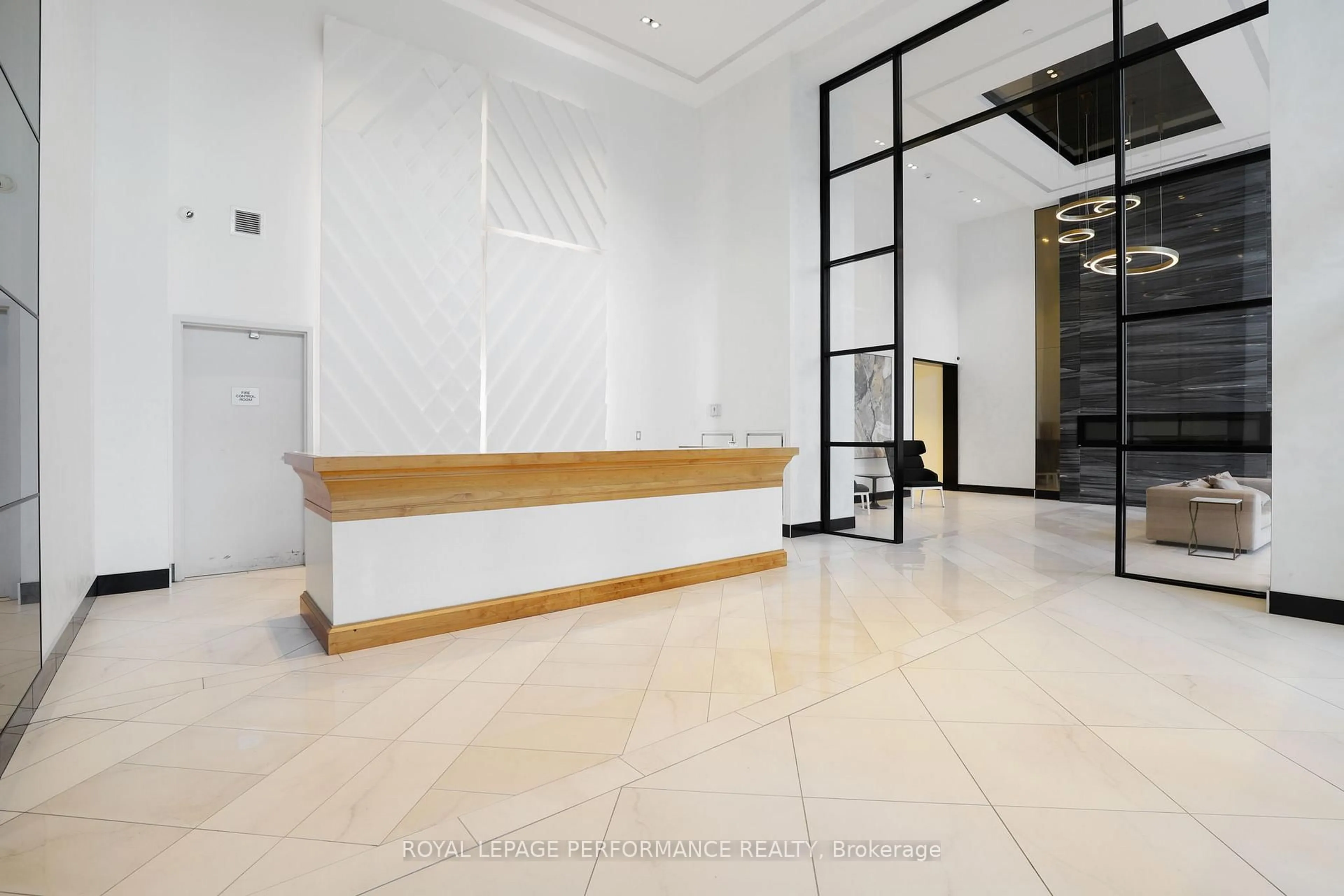 Indoor foyer for 255 BAY St #207, Ottawa Ontario K1R 0C5