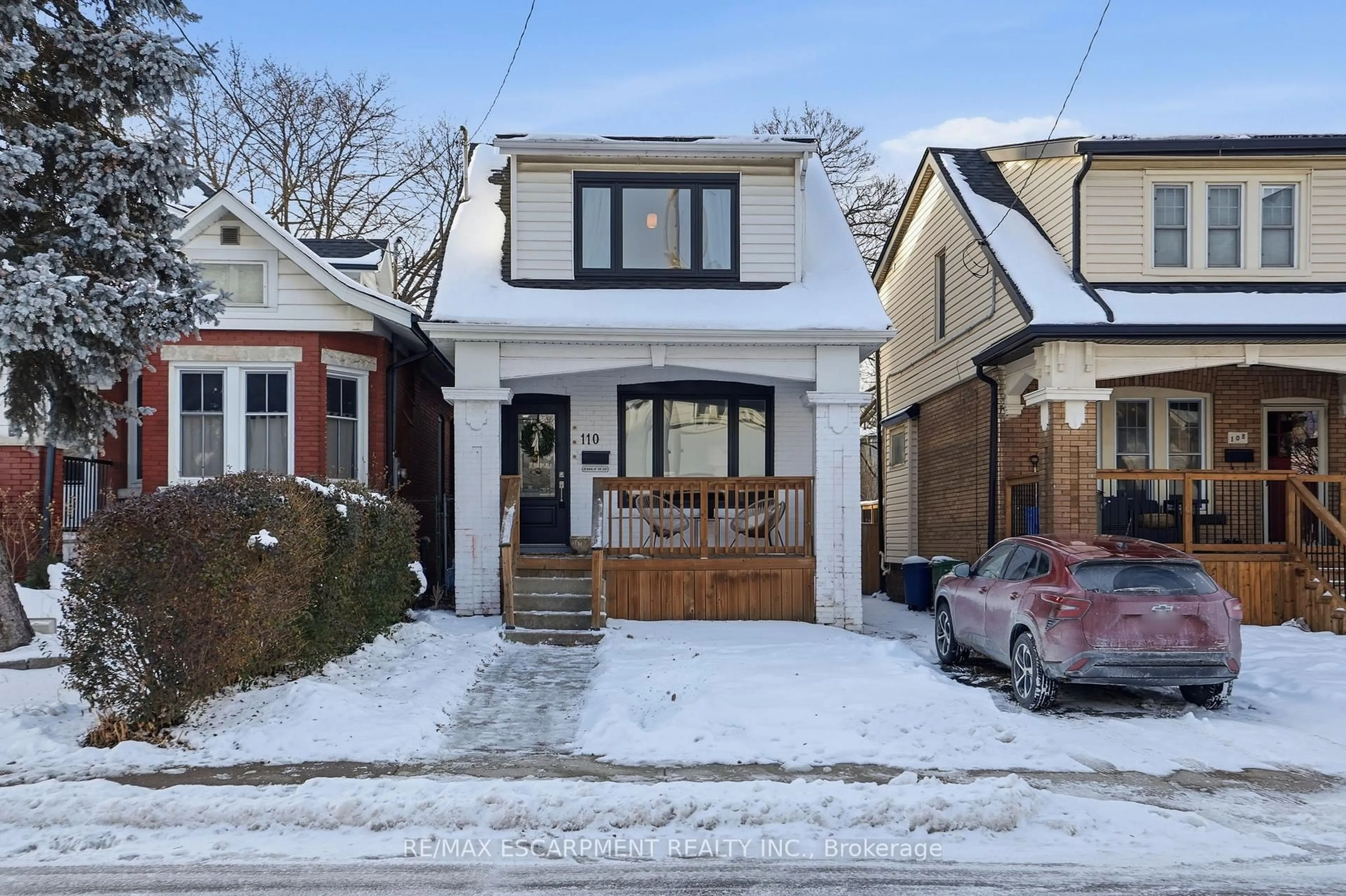 Home with brick exterior material, street for 110 Kensington Ave, Hamilton Ontario L8M 3H3