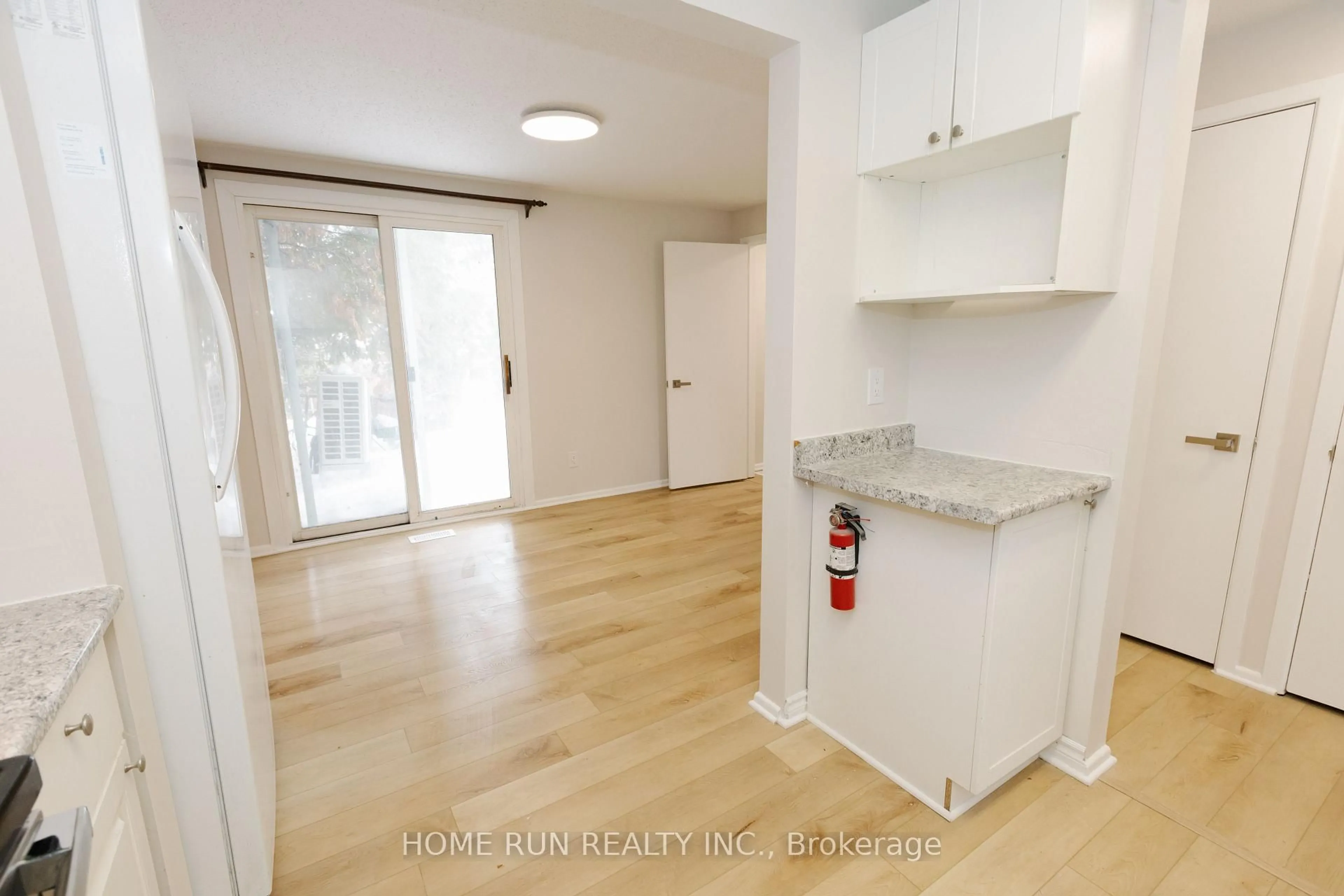 A pic of a room for 1285 Meadowland Dr, Ottawa Ontario K2E 6K4