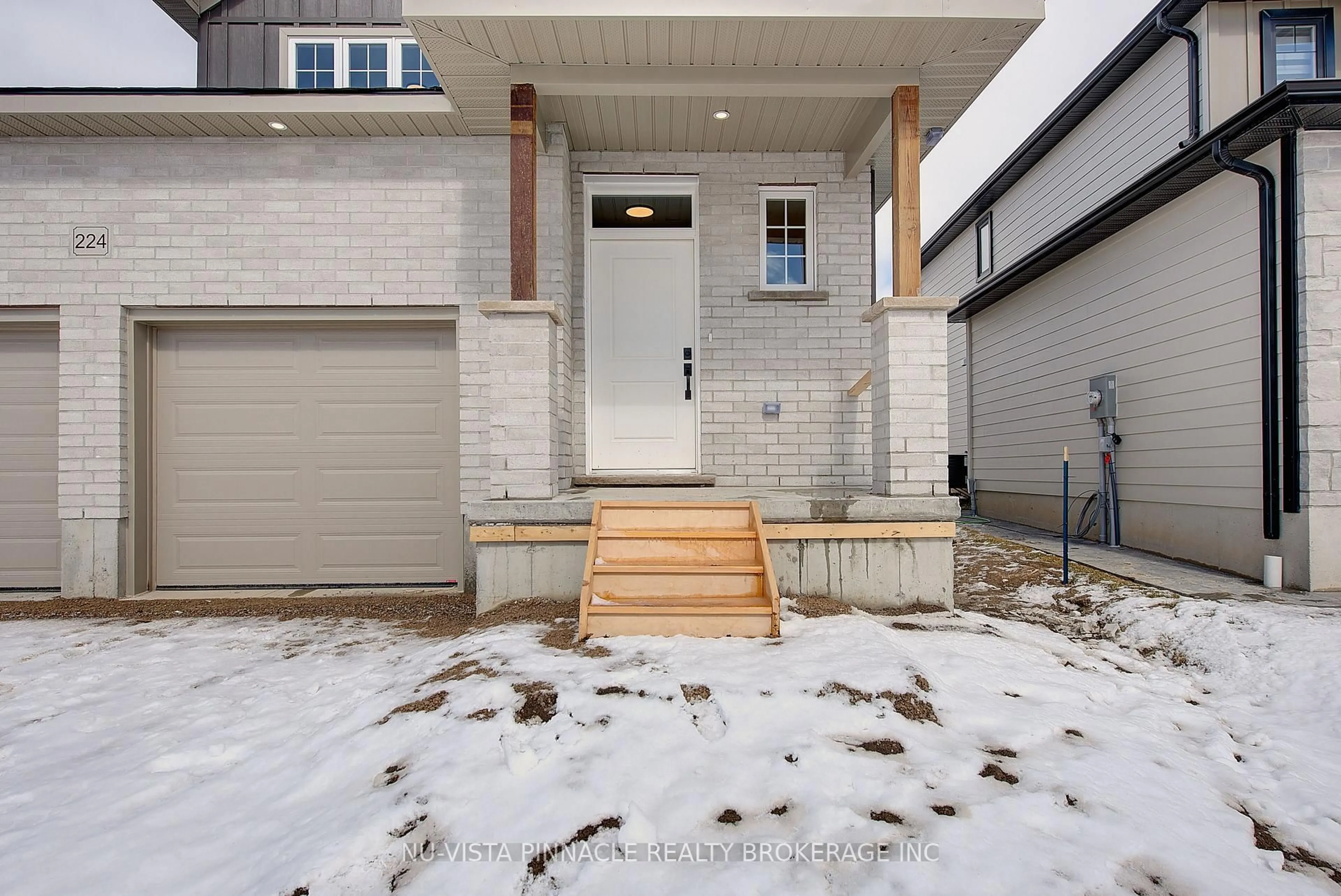 Unknown for 224 Bowman Dr, Middlesex Centre Ontario N0M 2A0