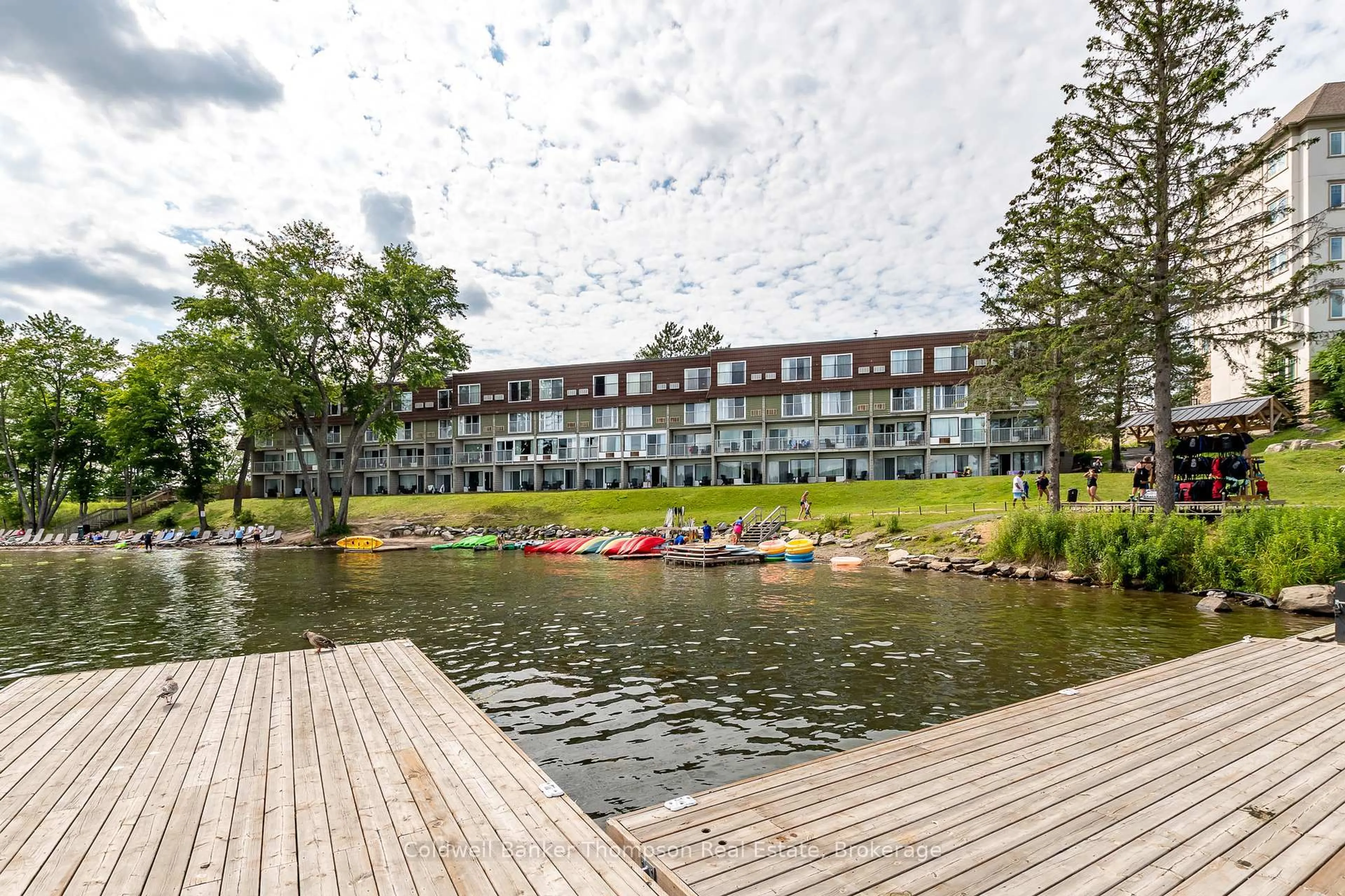 Patio, water/lake/river/ocean view for 1235 Deerhurst Bayshore Dr #423, Huntsville Ontario P1H 1A9