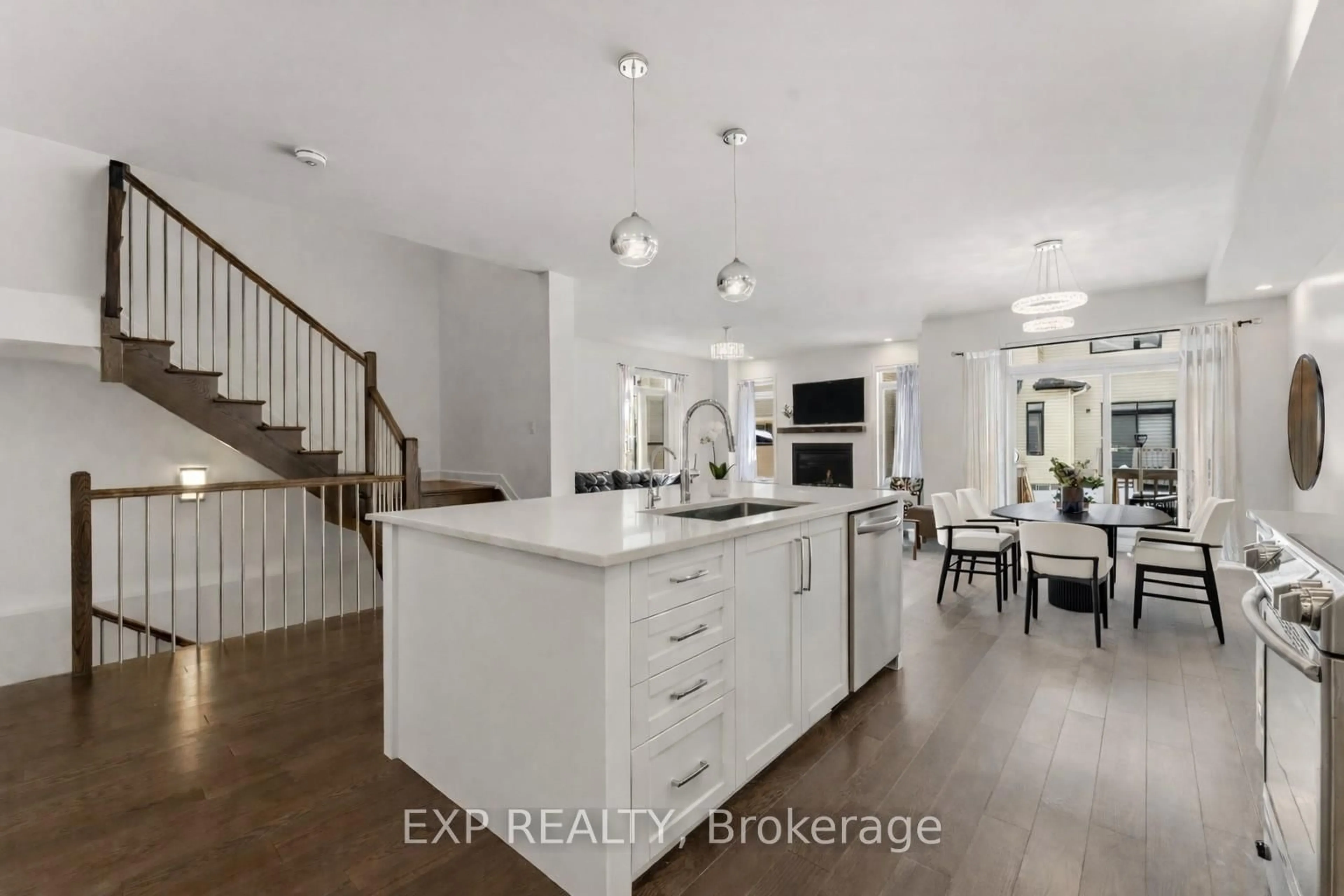 Open concept kitchen, unknown for 911 Duxbury Lane, Ottawa Ontario K4M 0M2