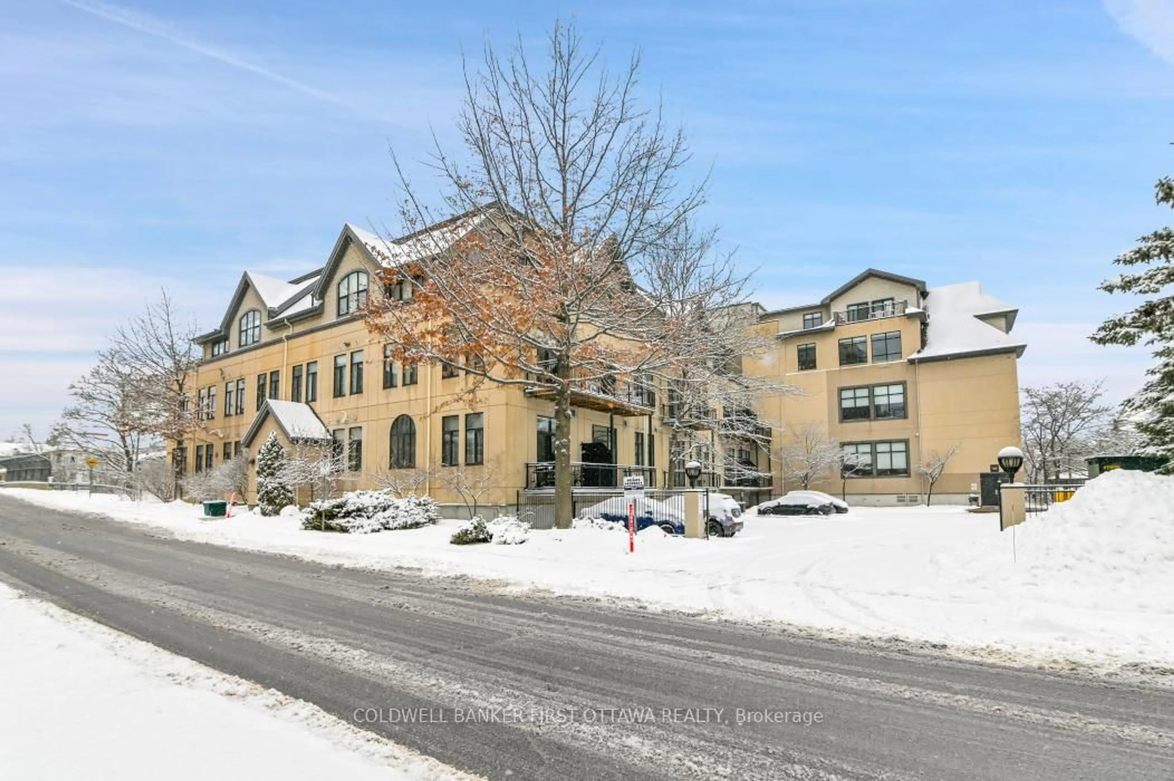 Unknown for 95 Beech St #303, Ottawa Ontario K1S 3J7