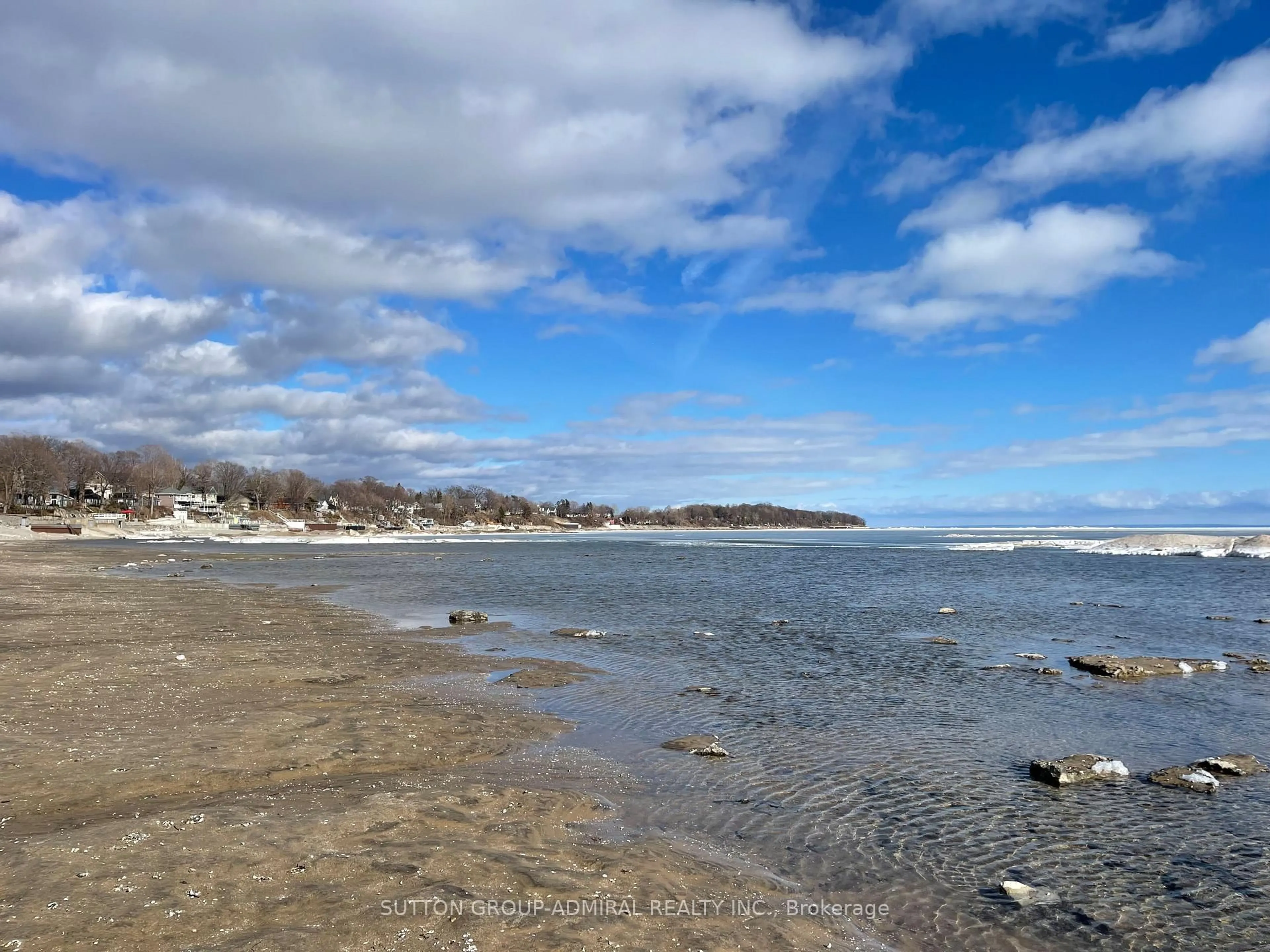 Blurry image for 10578 Woodland Dr, Wainfleet Ontario L3K 5V4