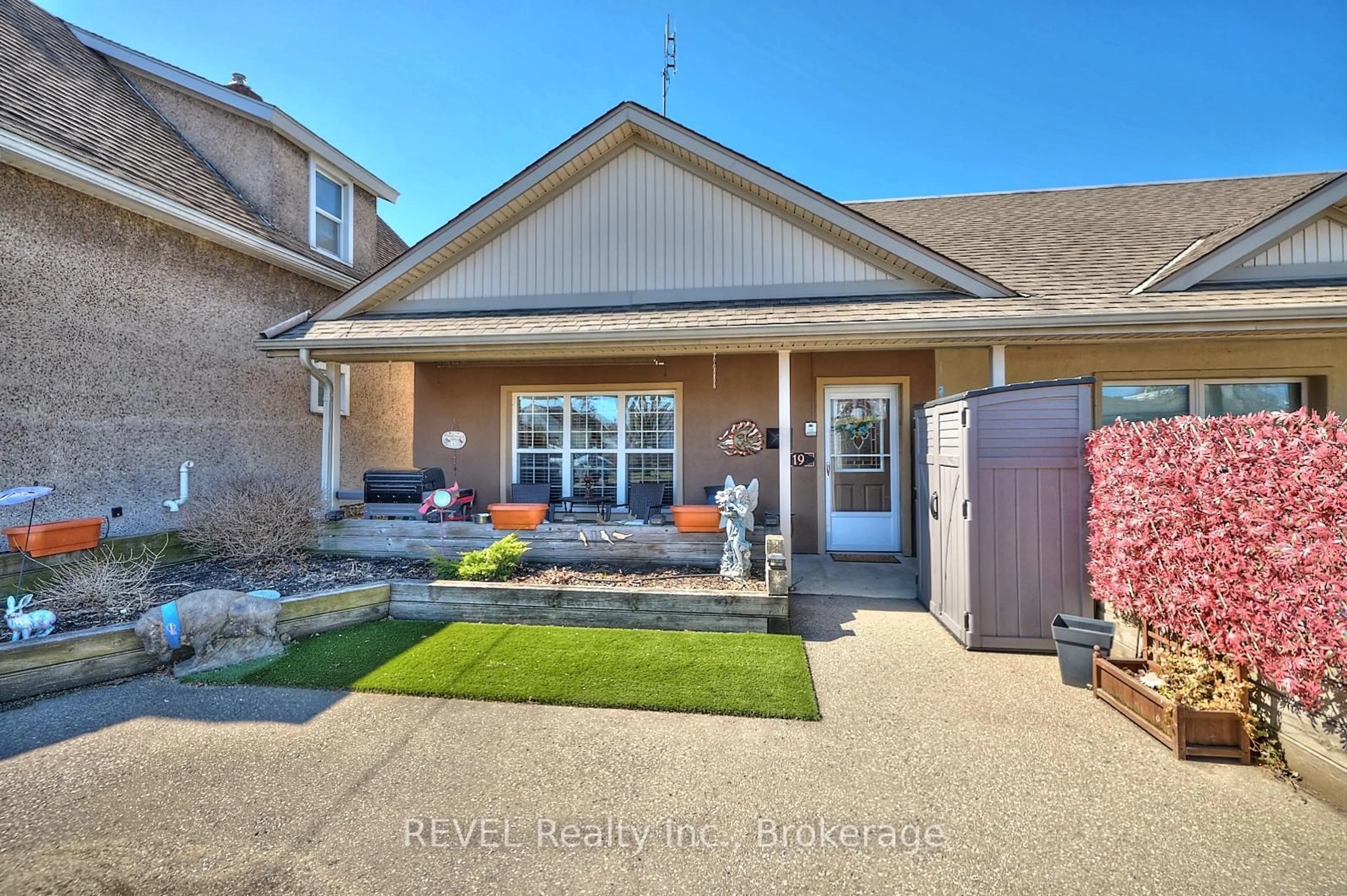 Unknown for 19 Knoll St, Port Colborne Ontario L3K 5A4