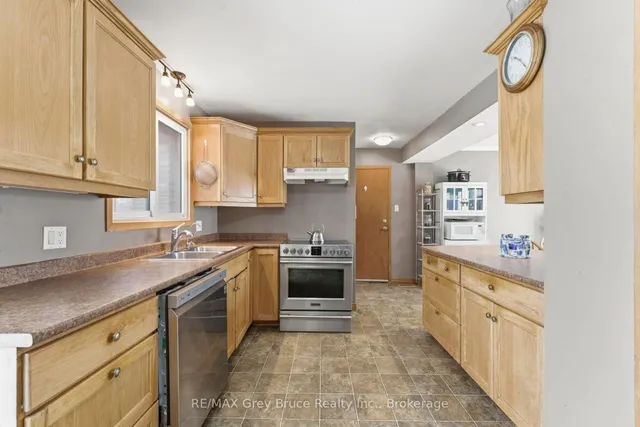 235 5th Ave, Hanover 5