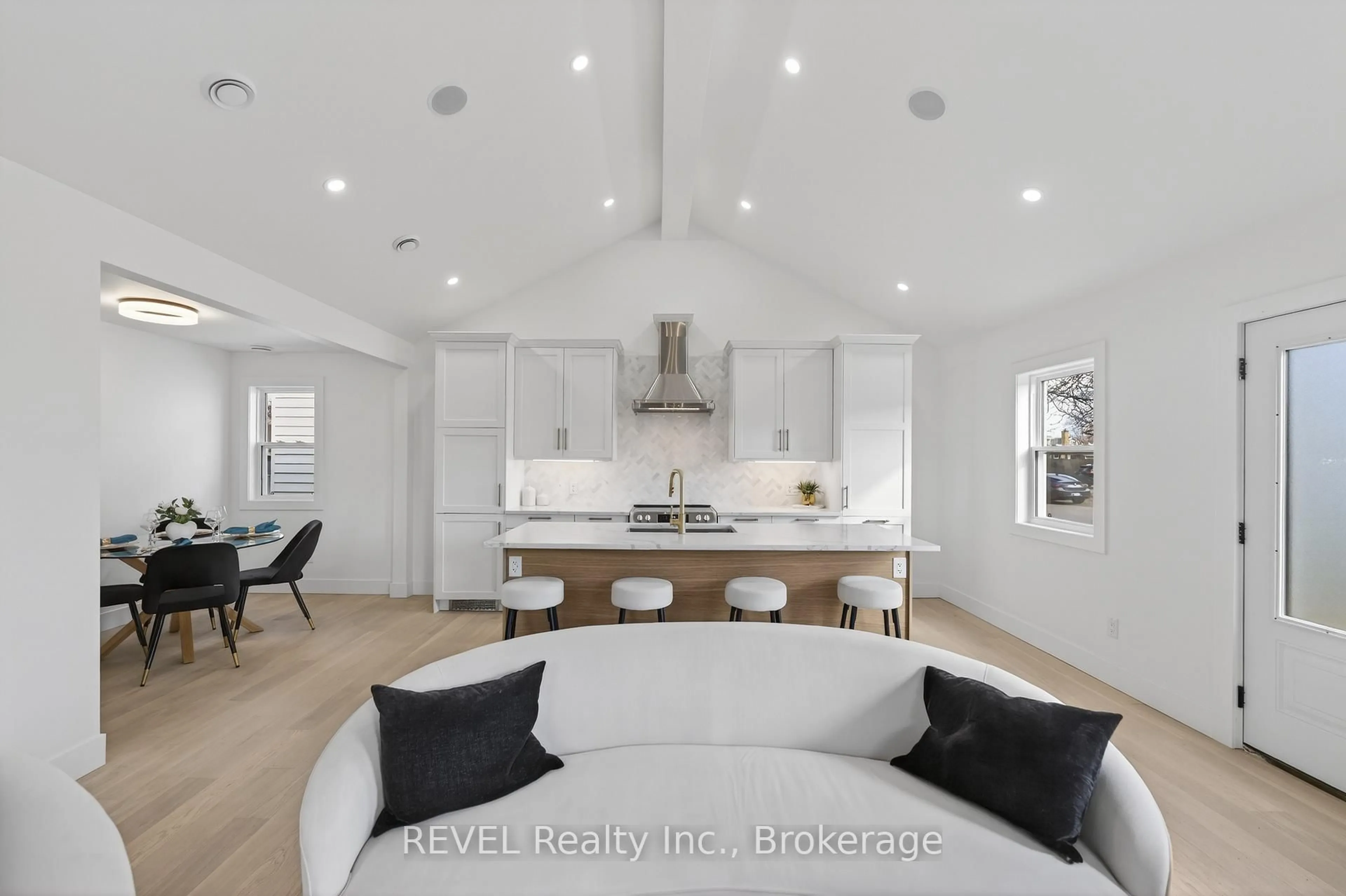 Open concept kitchen, unknown for 12 Bailey St, St. Catharines Ontario L2S 1J4