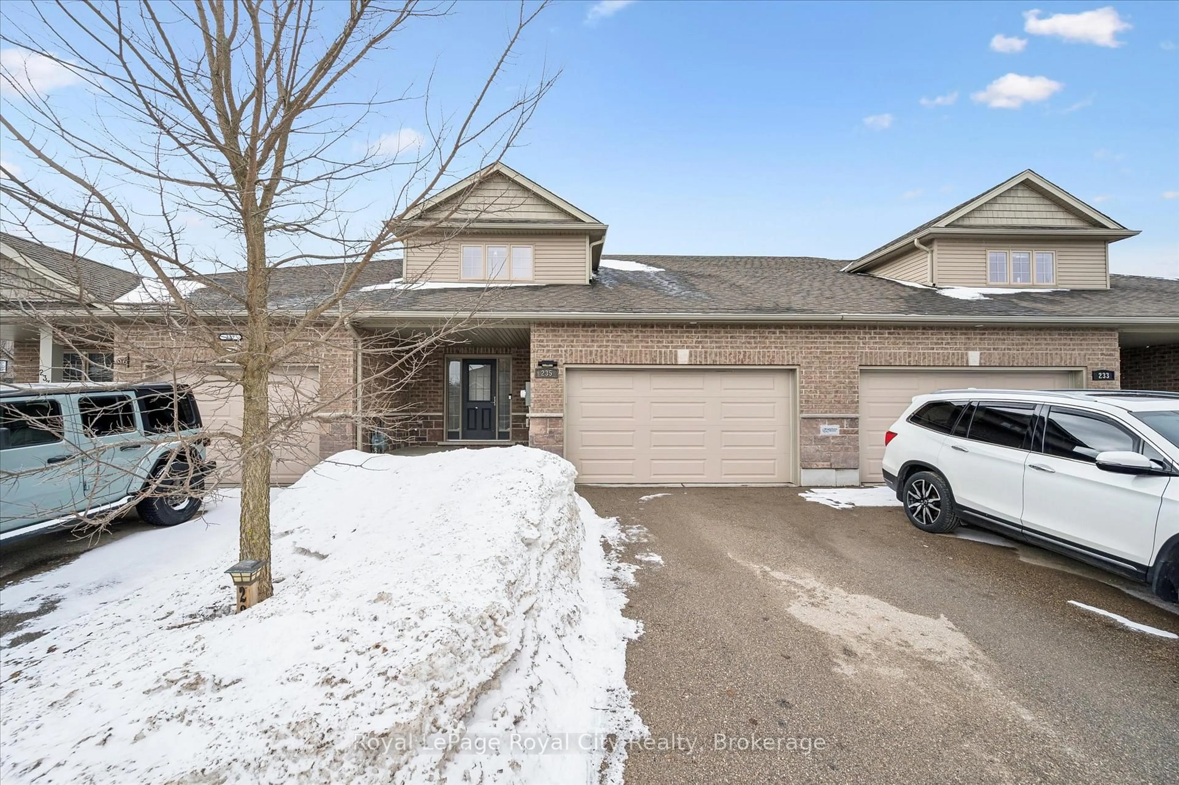 A pic from outside/outdoor area/front of a property/back of a property/a pic from drone, street for 235 Spencer Dr, Centre Wellington Ontario N0B 1S0