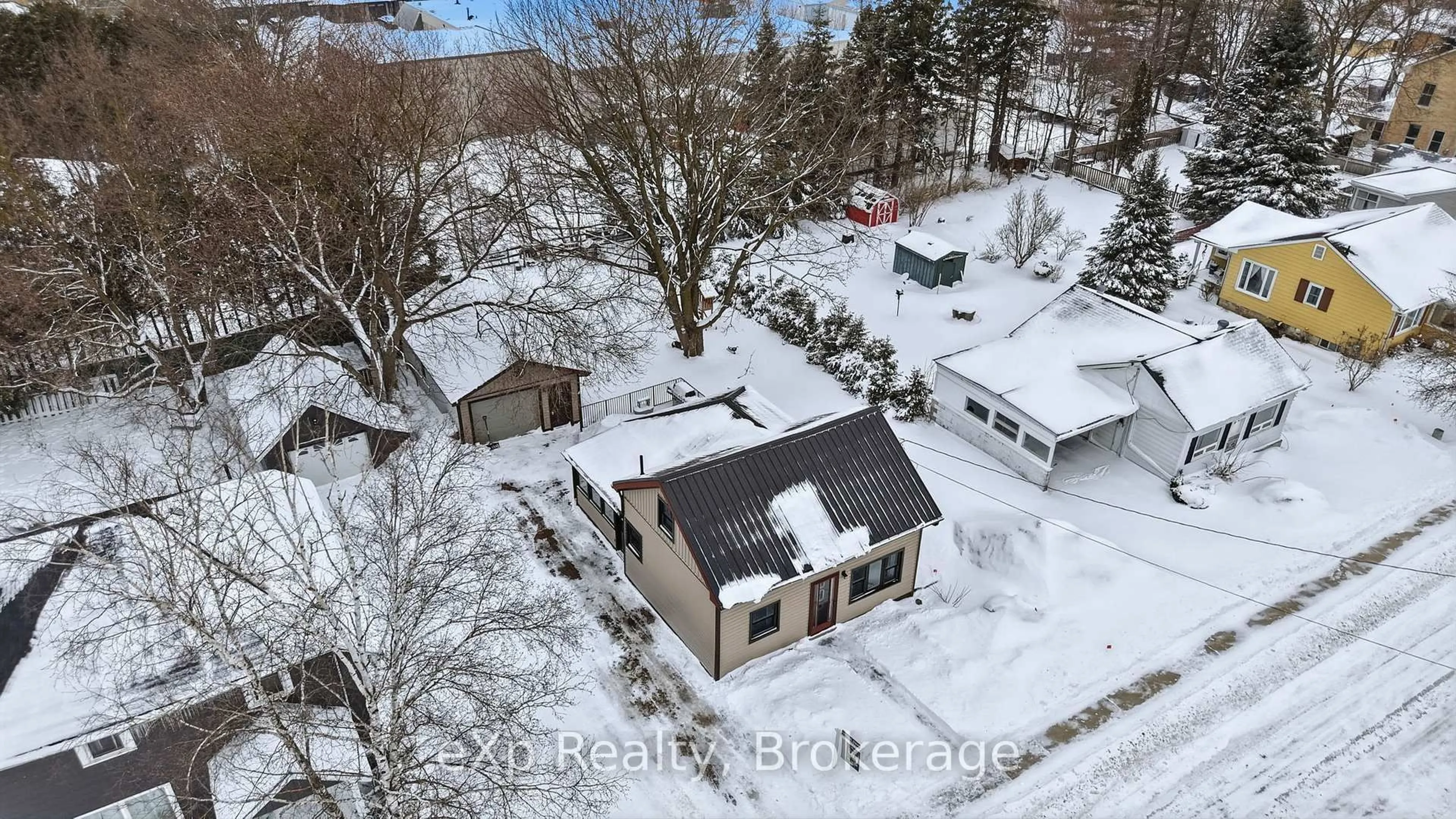 A pic from outside/outdoor area/front of a property/back of a property/a pic from drone, street for 361 William St, Wellington North Ontario N0G 2L3