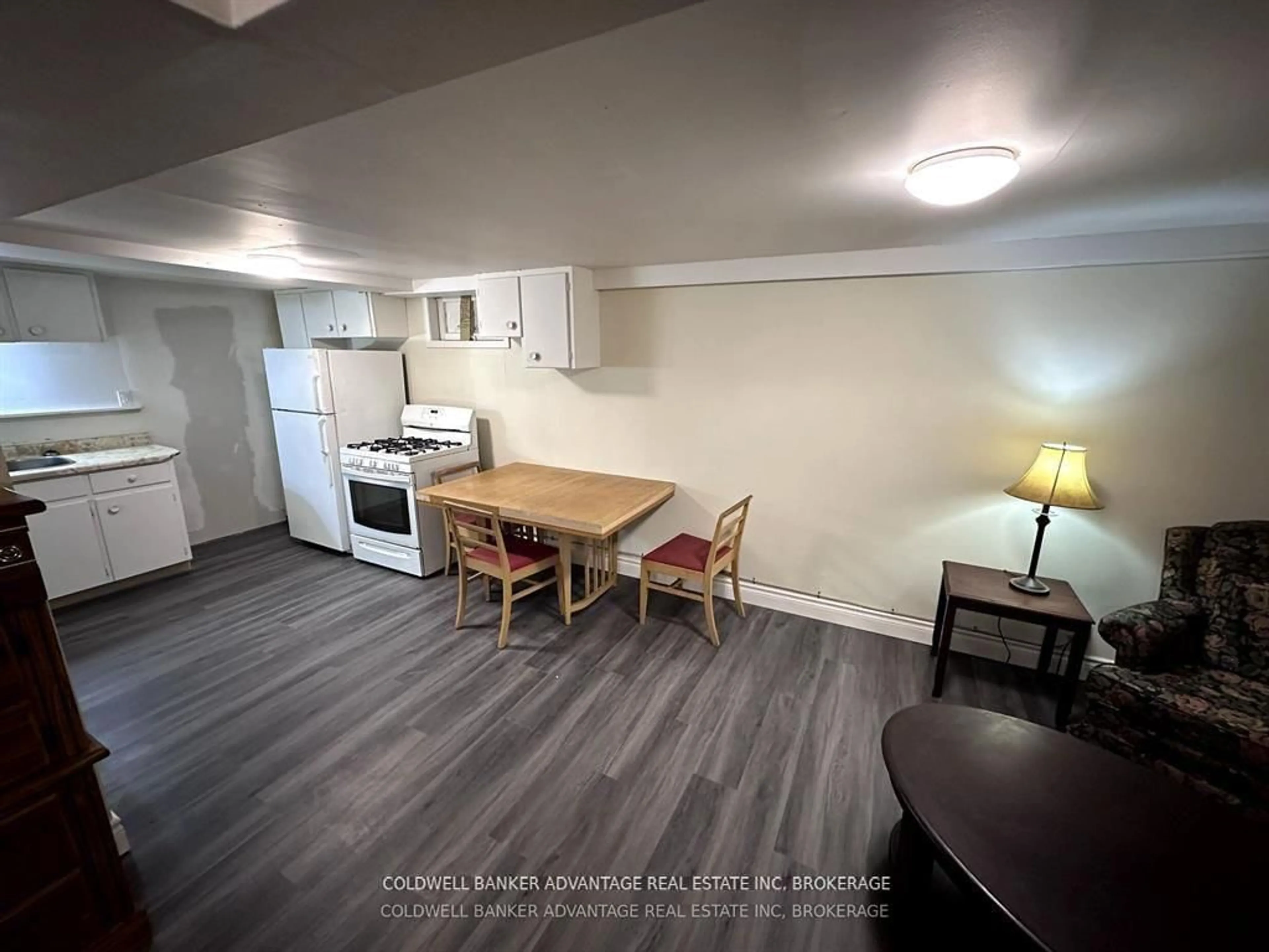 A pic of a room for 44 Albert St, Welland Ontario L3B 4L2