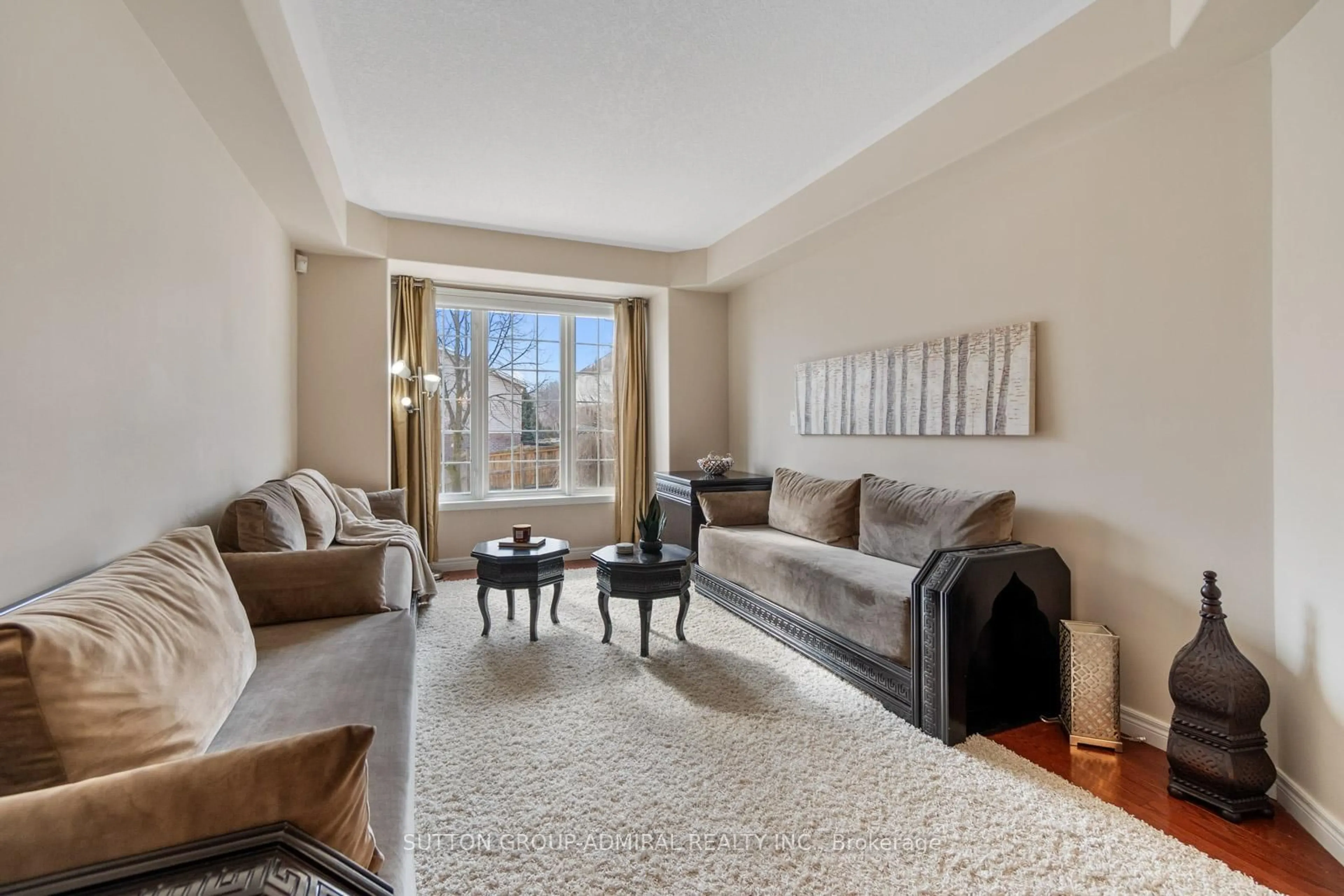 Living room with furniture, unknown for 303 Winterburg Crt, Waterloo Ontario N2V 2S8