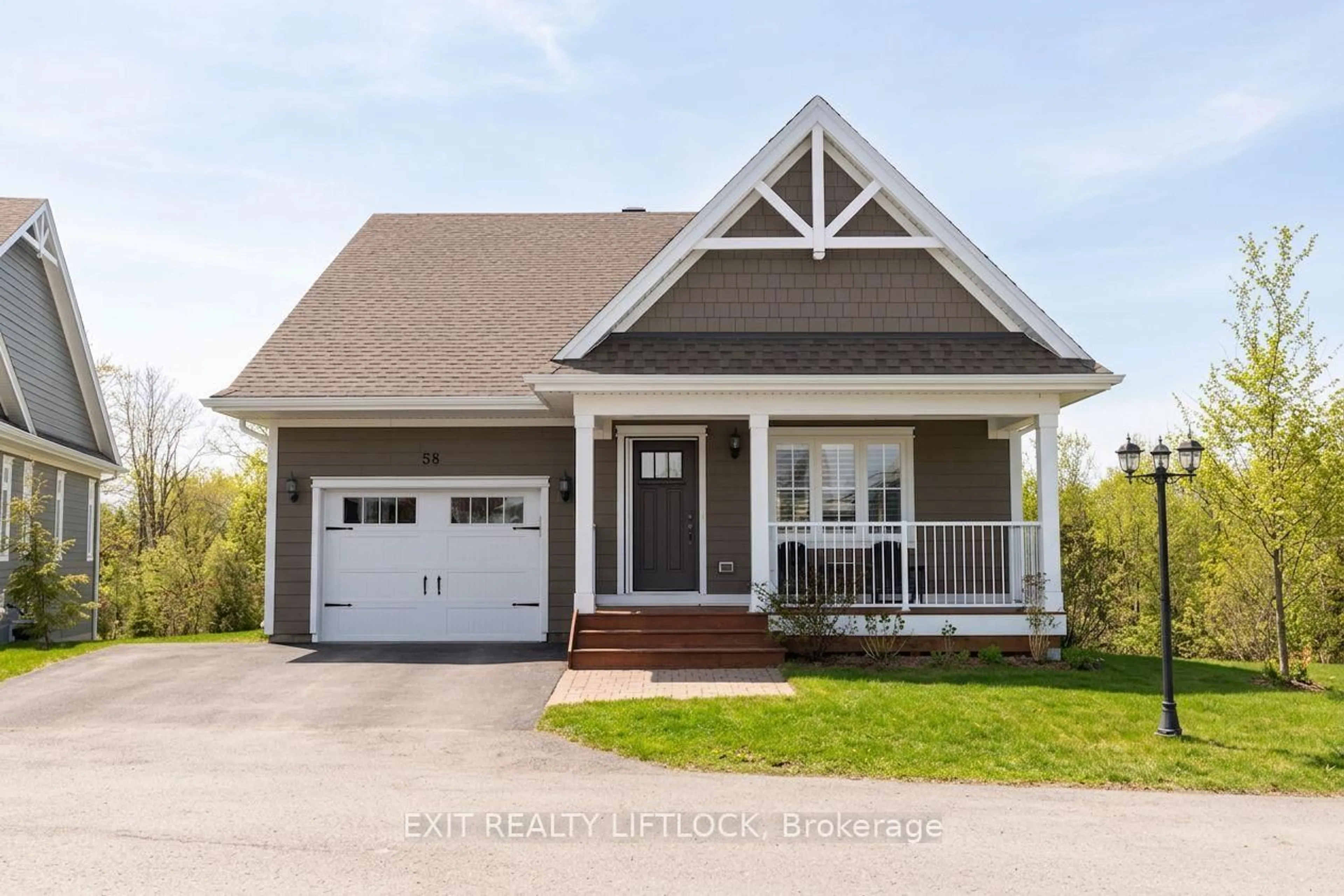 Home with vinyl exterior material, street for 58 Charlton Crt #20, Selwyn Ontario K0L 2H0