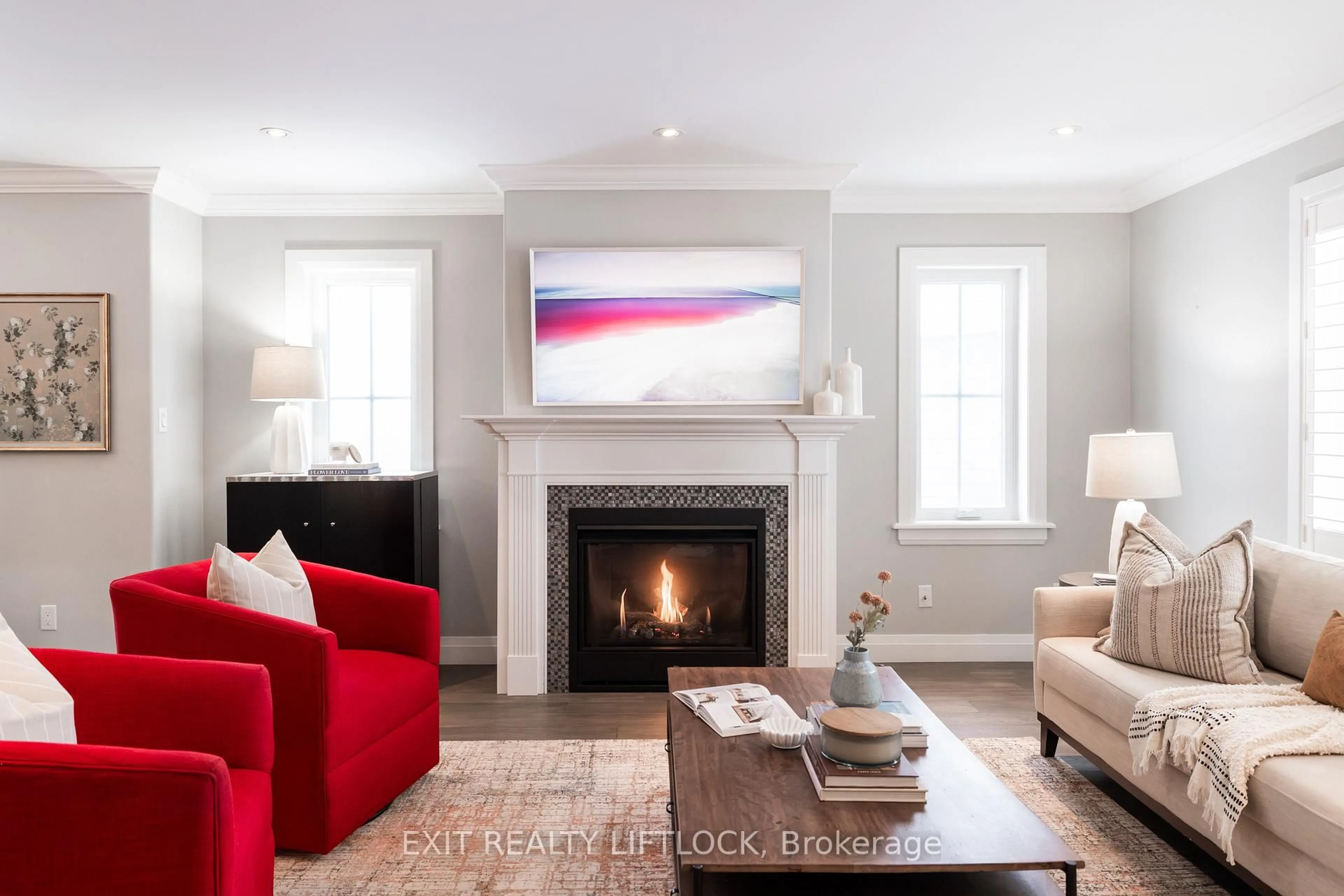 Living room with furniture, unknown for 58 Charlton Crt #20, Selwyn Ontario K0L 2H0