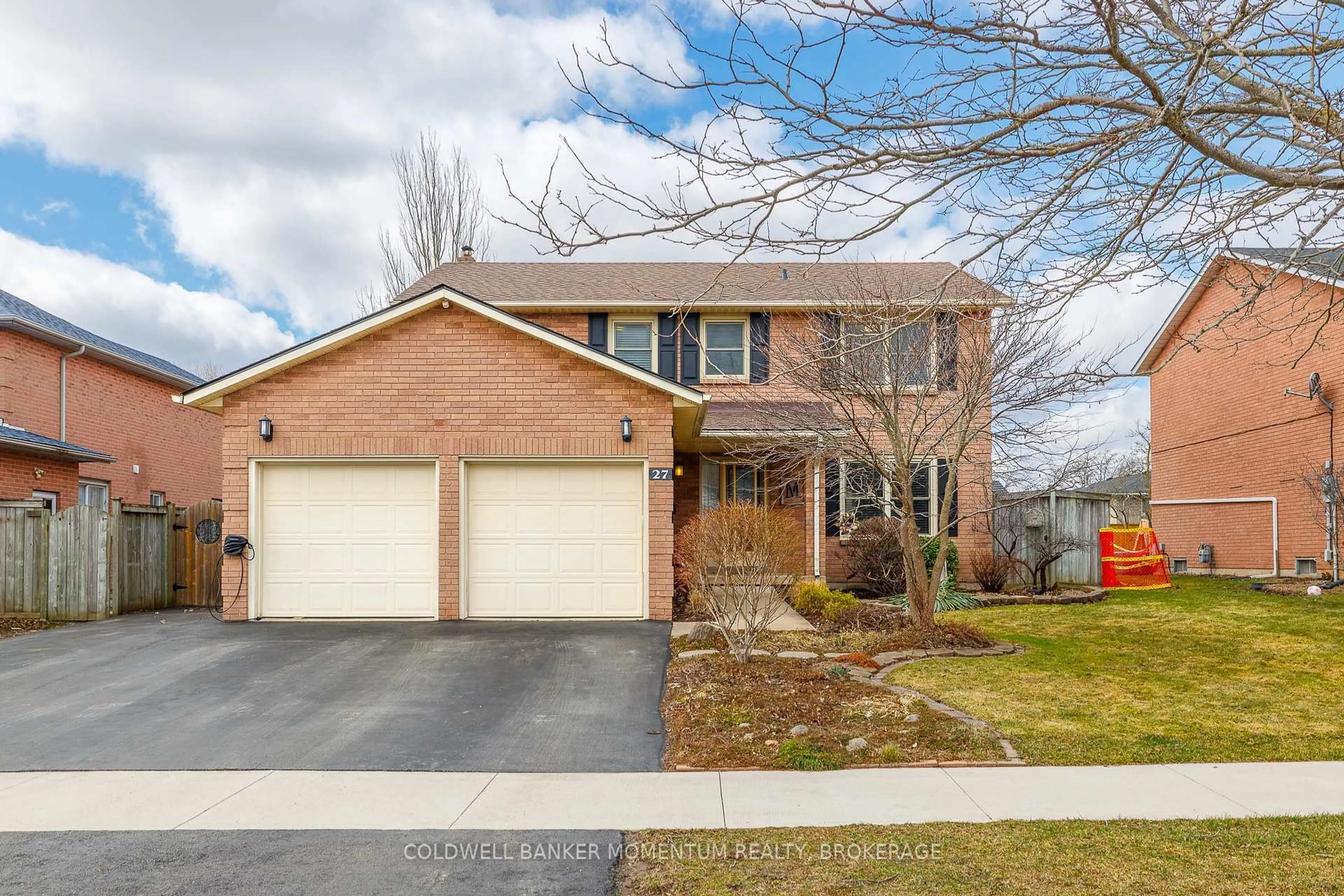 Home with brick exterior material, street for 27 Northwood Dr, Welland Ontario L3C 6R5