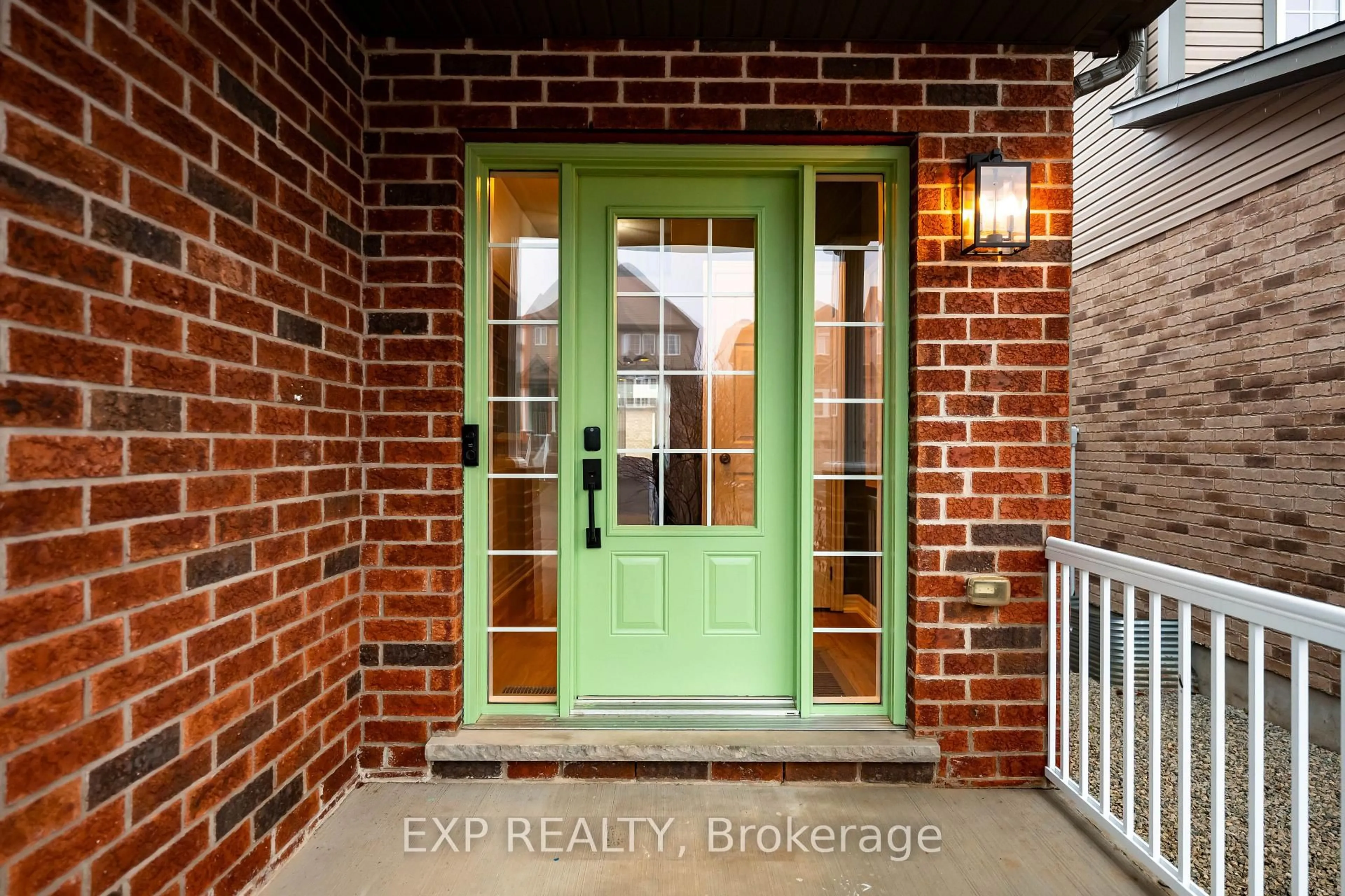 Indoor entryway for 209 Drenters Crt, Guelph/Eramosa Ontario N0B 2K0