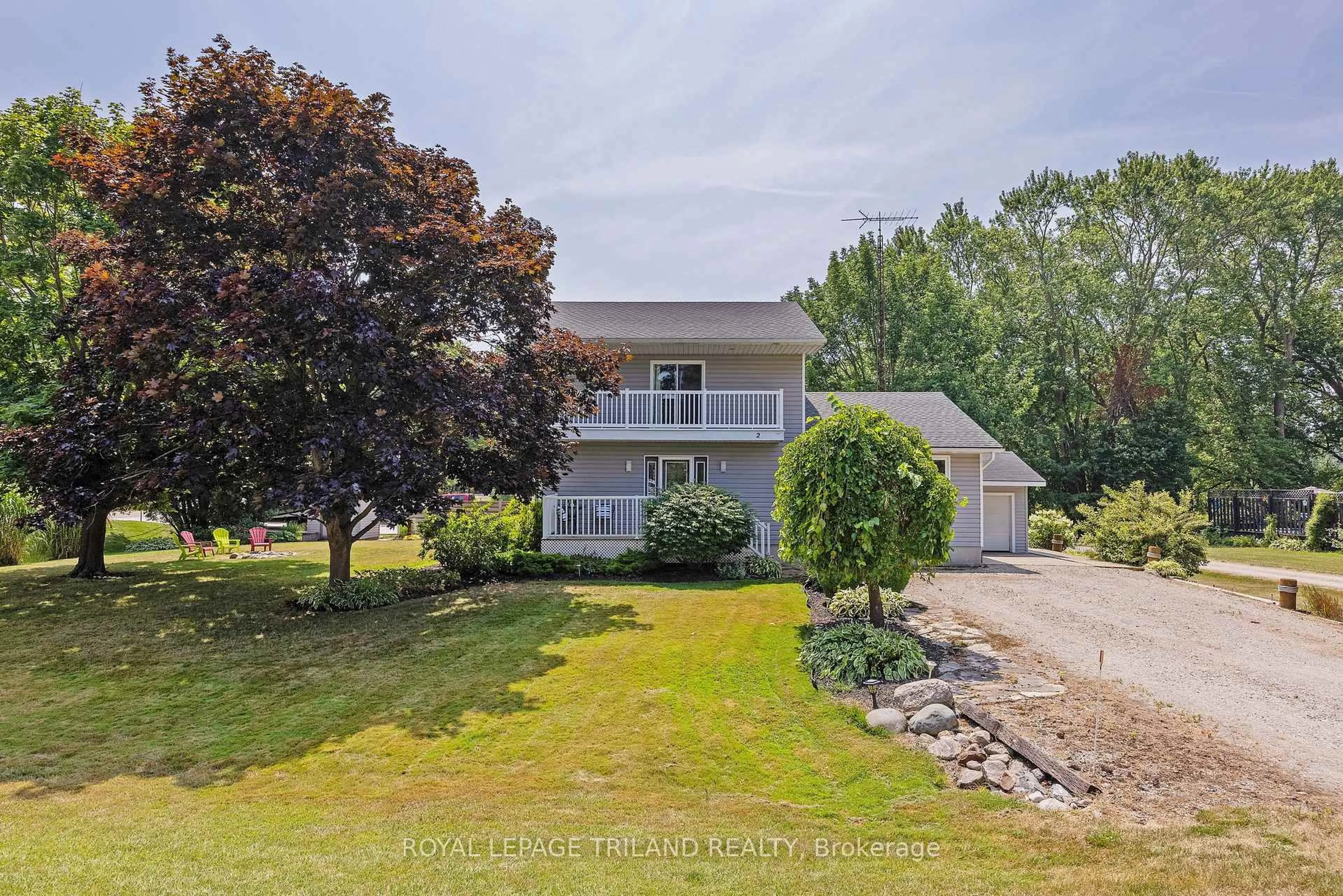 A pic from outside/outdoor area/front of a property/back of a property/a pic from drone, water/lake/river/ocean view for 49345 DEXTER Line, Malahide Ontario N5H 2R2