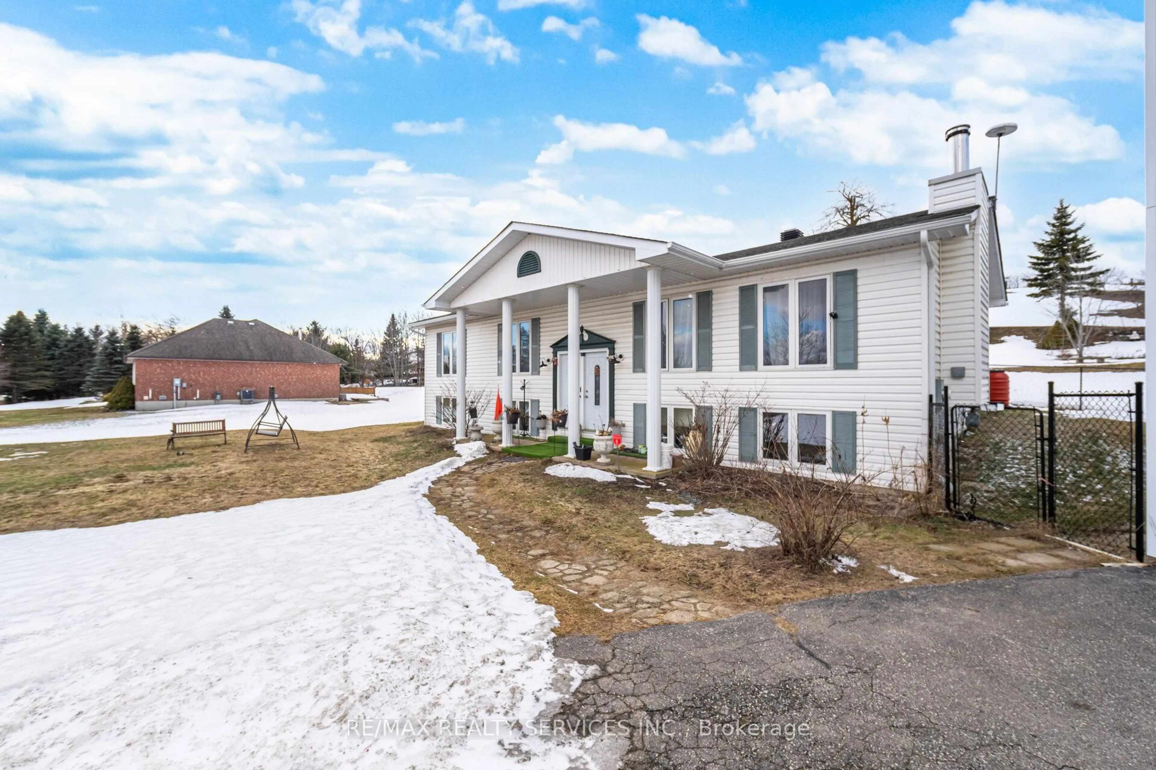 Unknown for 21 Barbour Dr, Erin Ontario N0B 1Z0