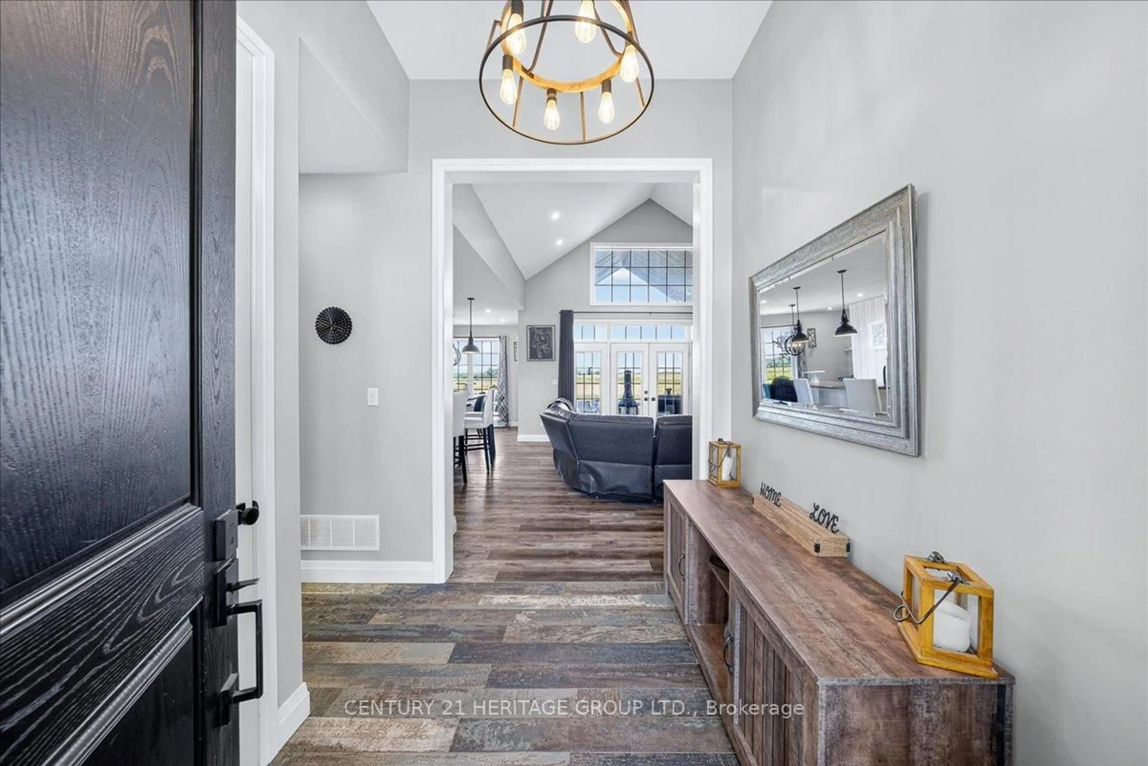 Indoor entryway for 505 Eldon Station Rd, Kawartha Lakes Ontario K0M 2T0