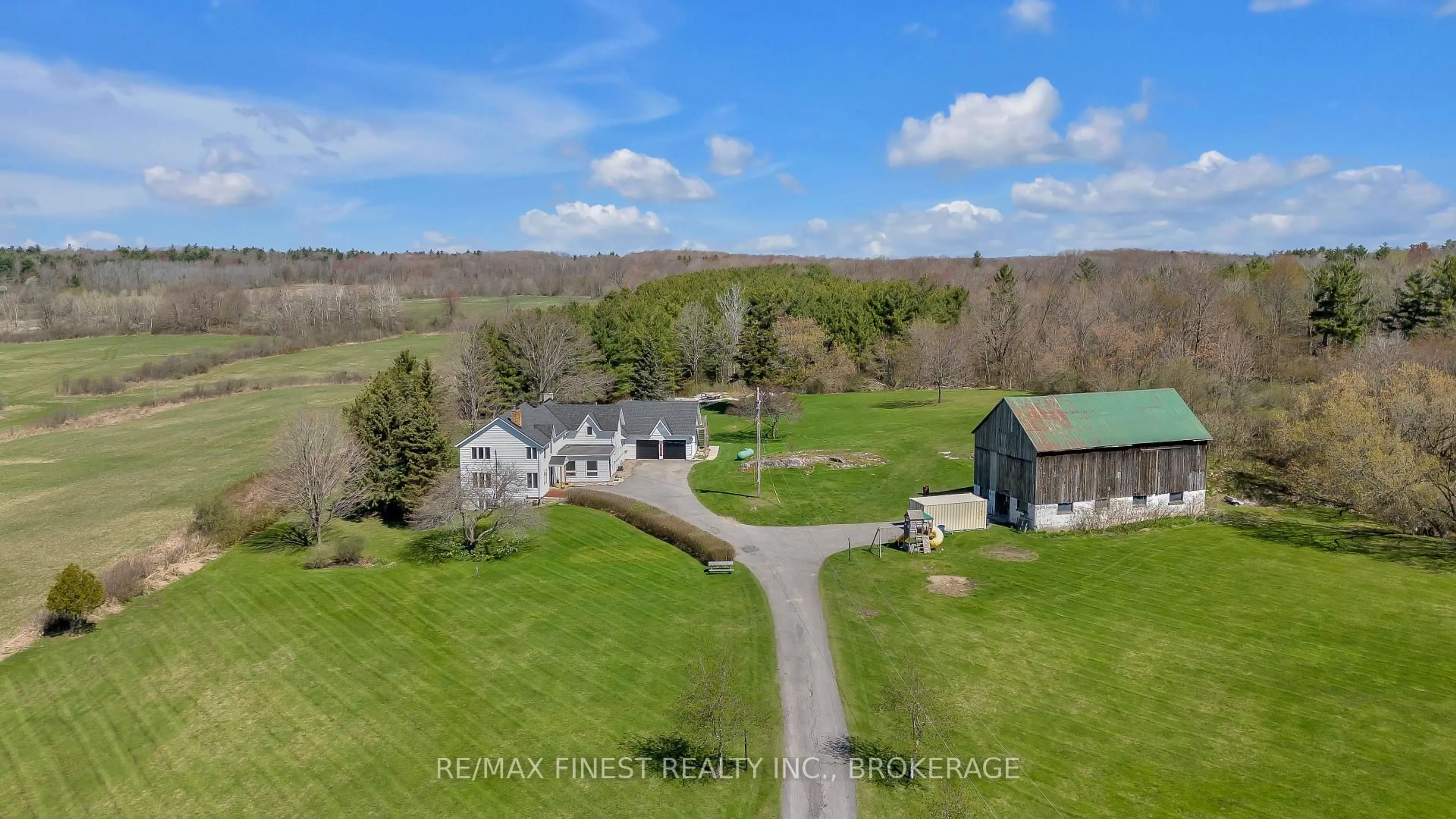 A pic from outside/outdoor area/front of a property/back of a property/a pic from drone, unknown for 5002 Highway 2, Front of Leeds & Seeleys Bay Ontario K7G 2V6