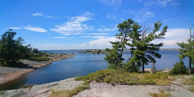 1 Cash Island D328 Island, Parry Sound Remote Area 3