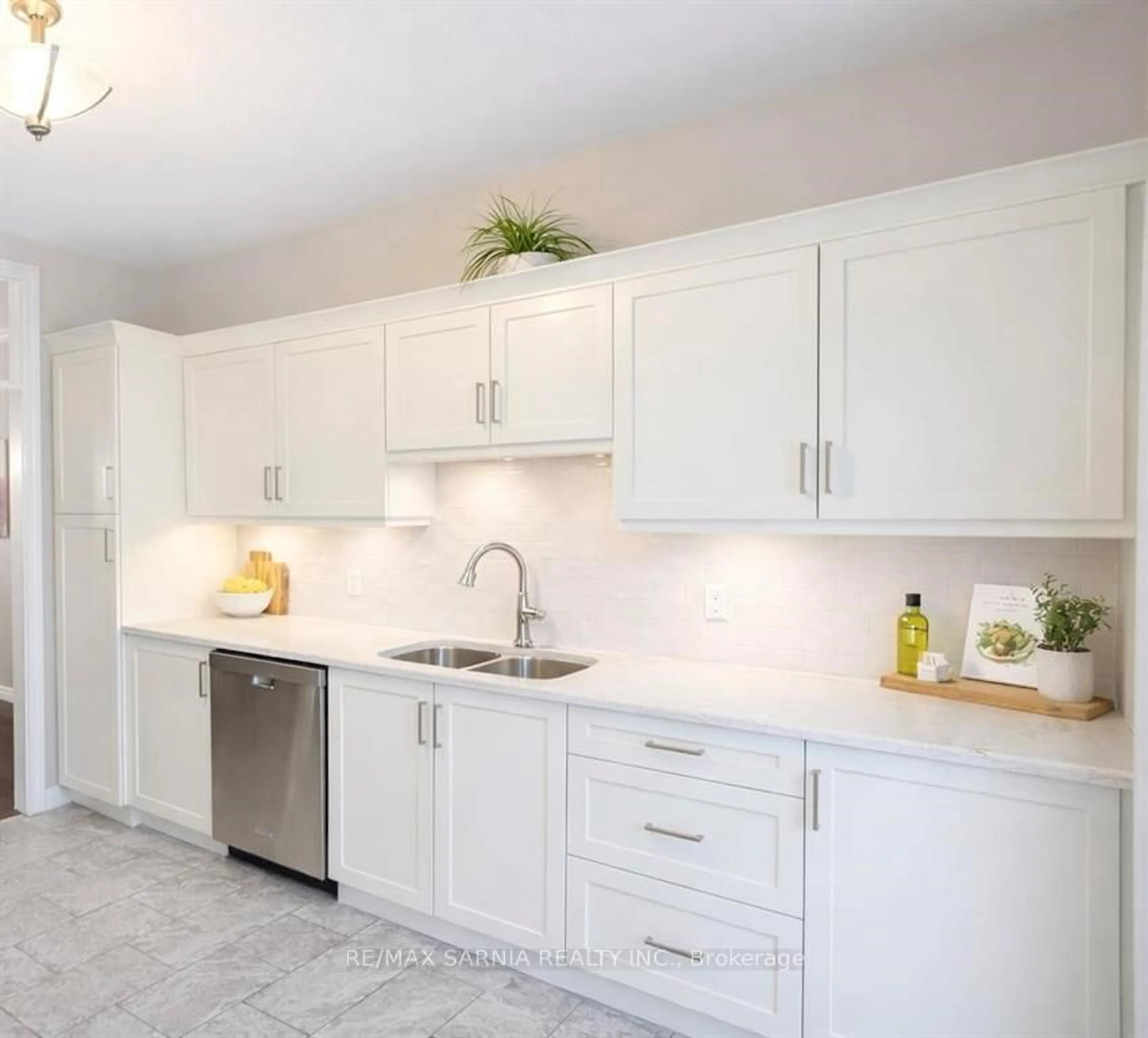 Unknown for 41 Veranda Crt, Chatham-Kent Ontario N7L 0B4