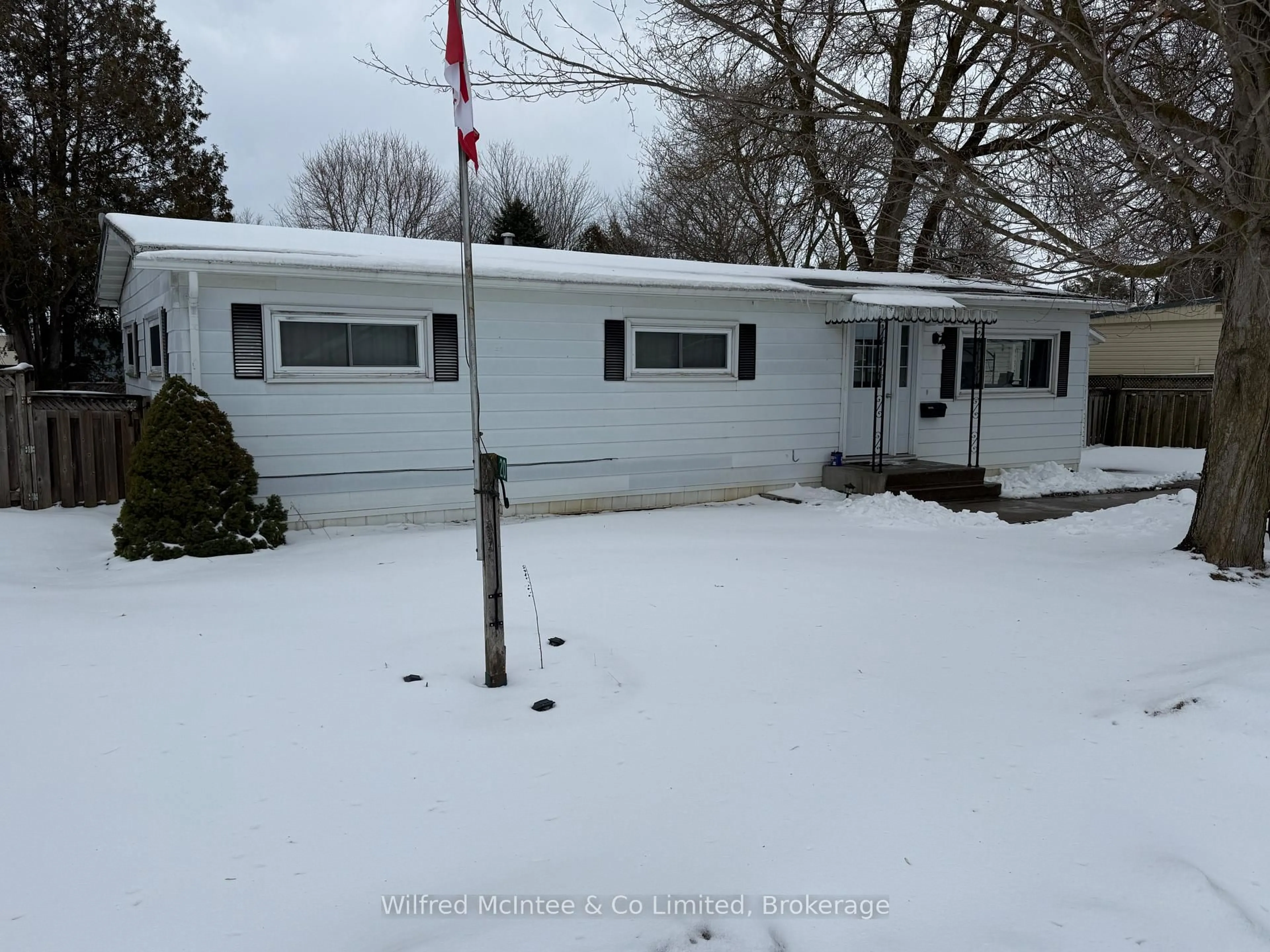 Unknown for 20 Cardinal St, Brockton Ontario N0G 2V0