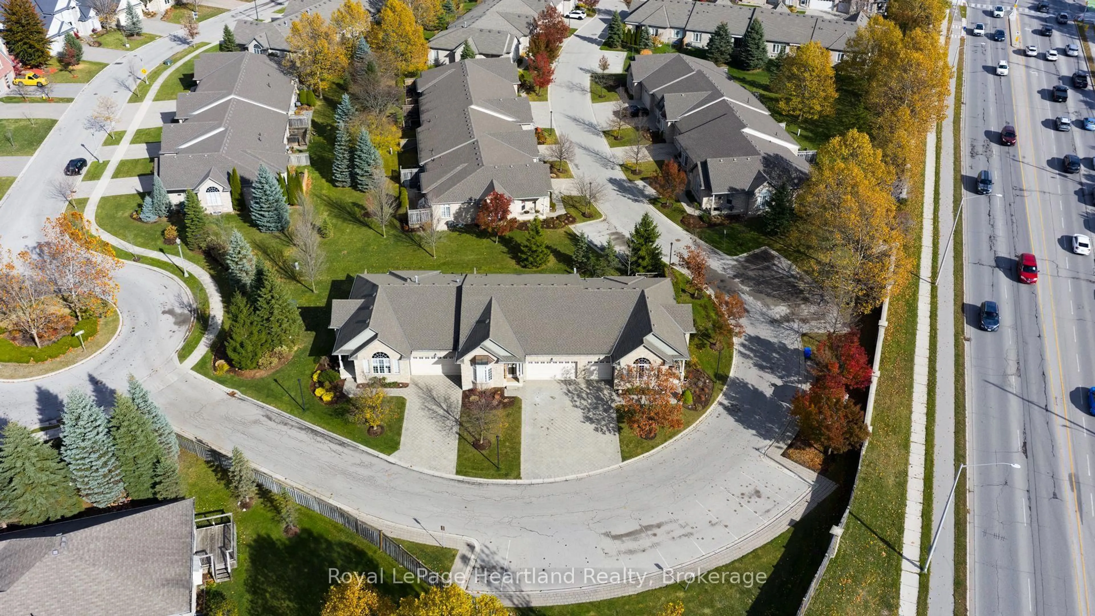 A pic from outside/outdoor area/front of a property/back of a property/a pic from drone, street for 575 Mcgarrell Pl #2, London North Ontario N6G 5L3