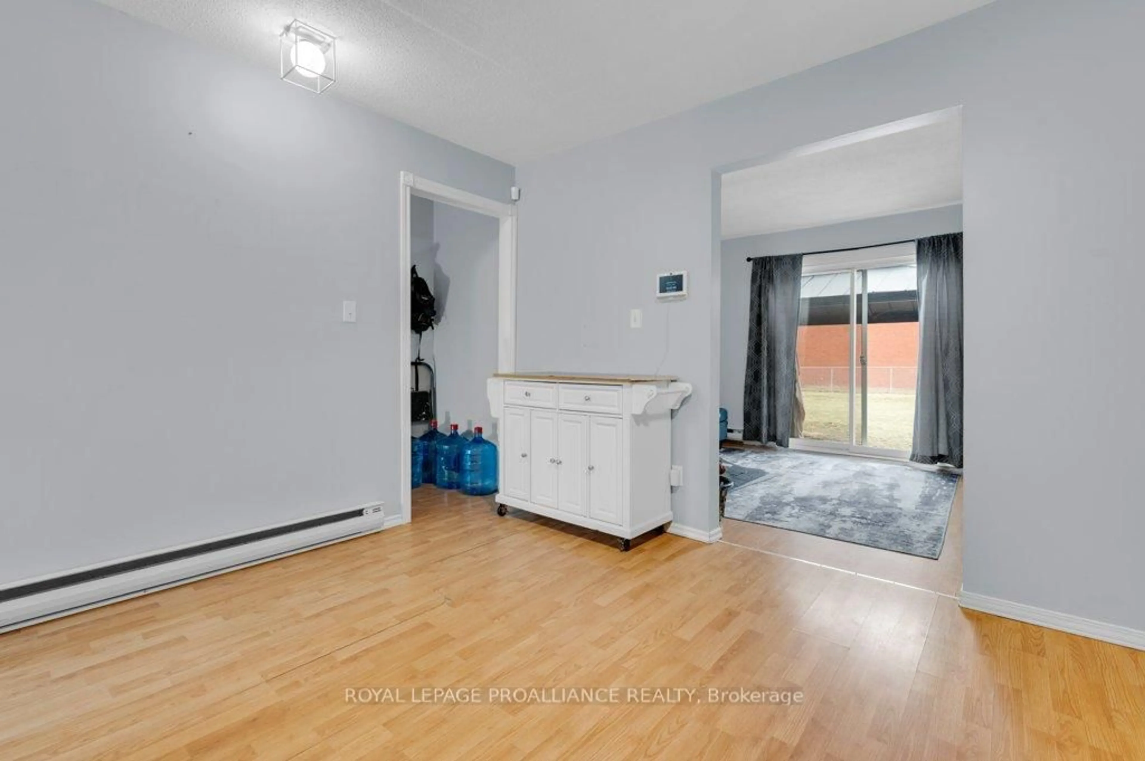 A pic of a room for 209 North Park St #G, Belleville Ontario K8P 4T9