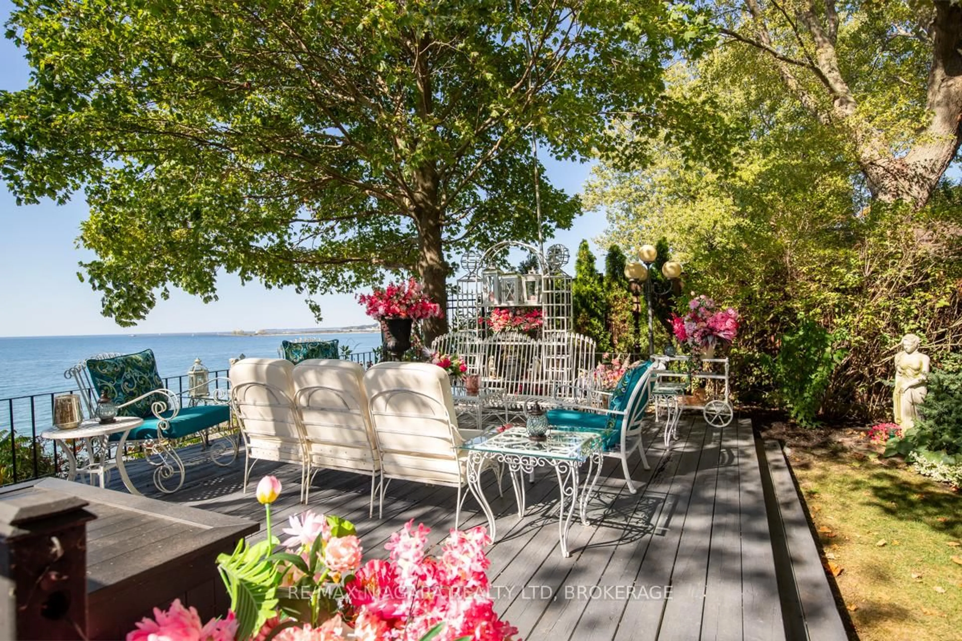 Patio, water/lake/river/ocean view for 735 Lakeshore Rd, Port Colborne Ontario L3K 5V3