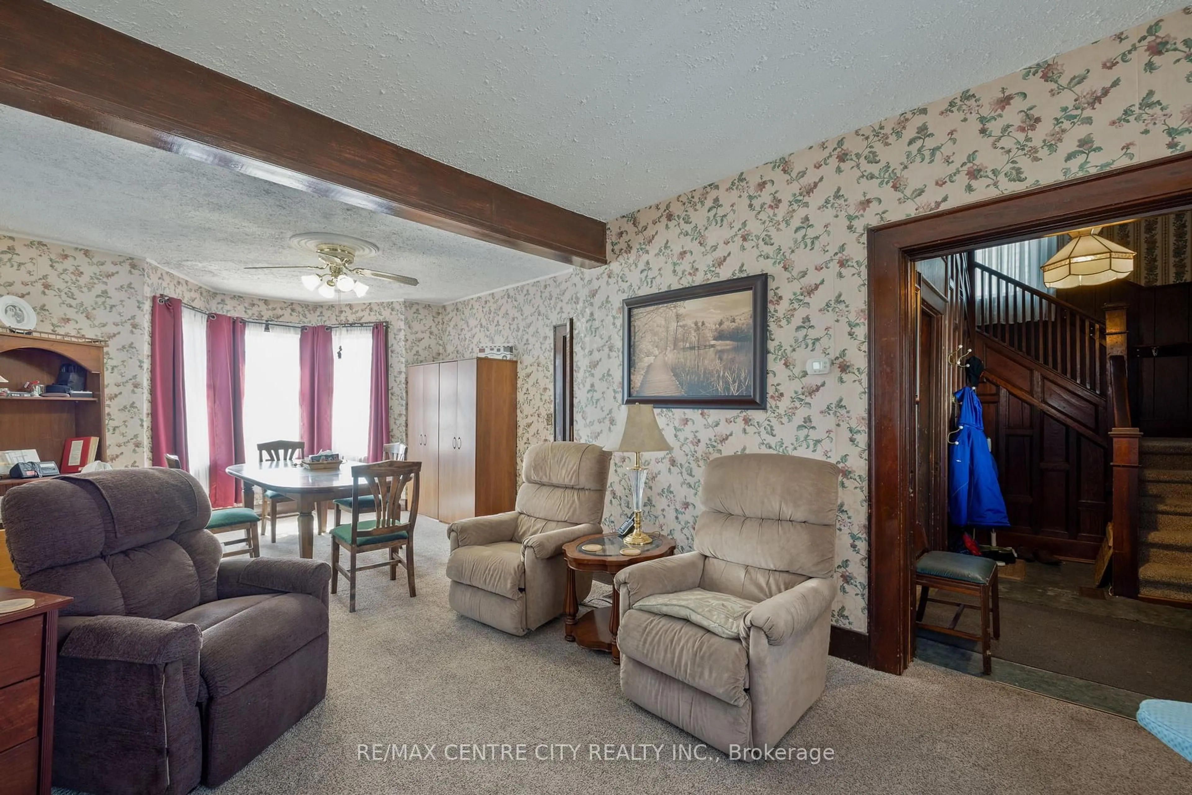 Living room with furniture, unknown for 14 James St, Strathroy-Caradoc Ontario N7G 1S5