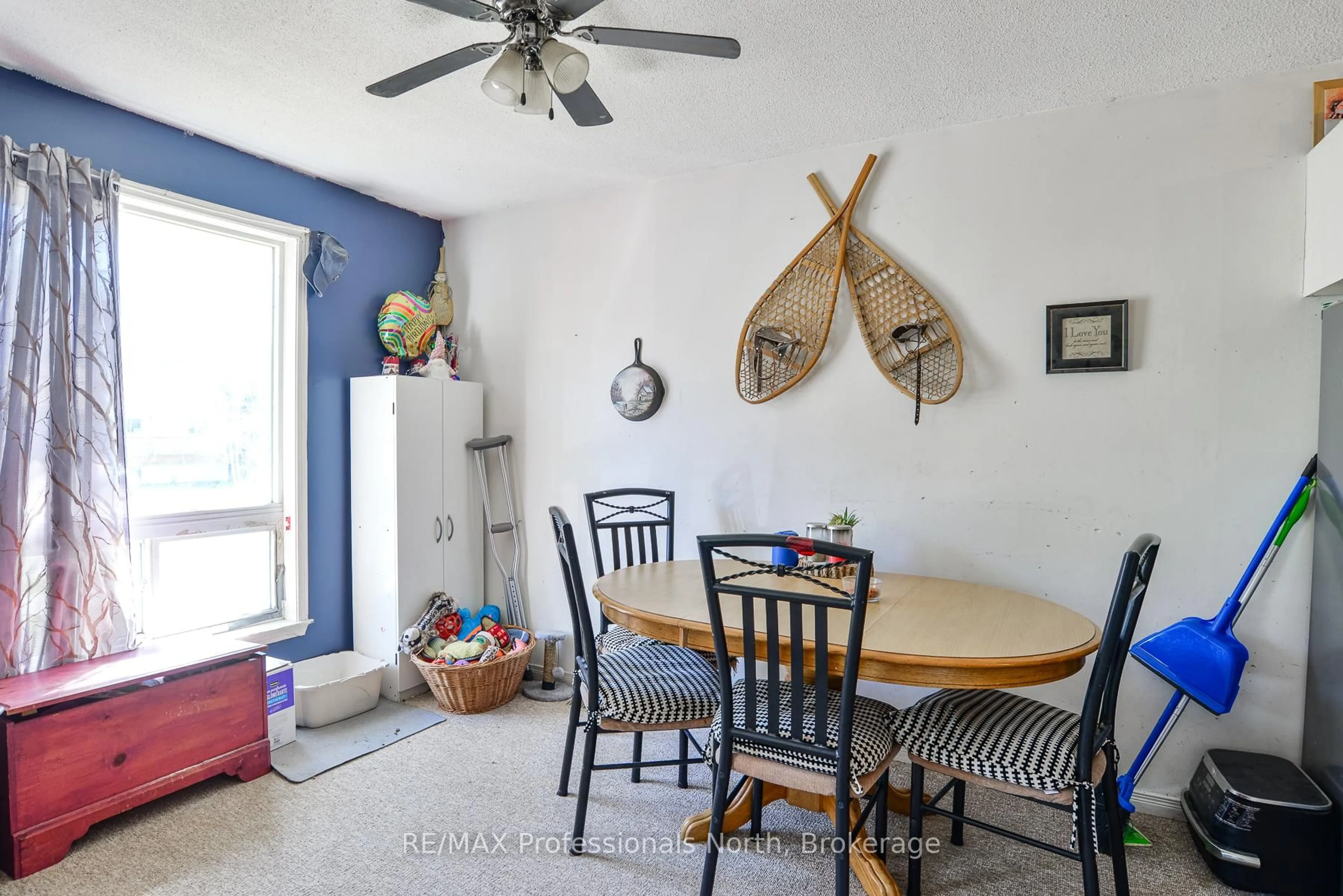 Dining room, unknown for 60 Tamarack Tr, Bracebridge Ontario P1L 1Z1
