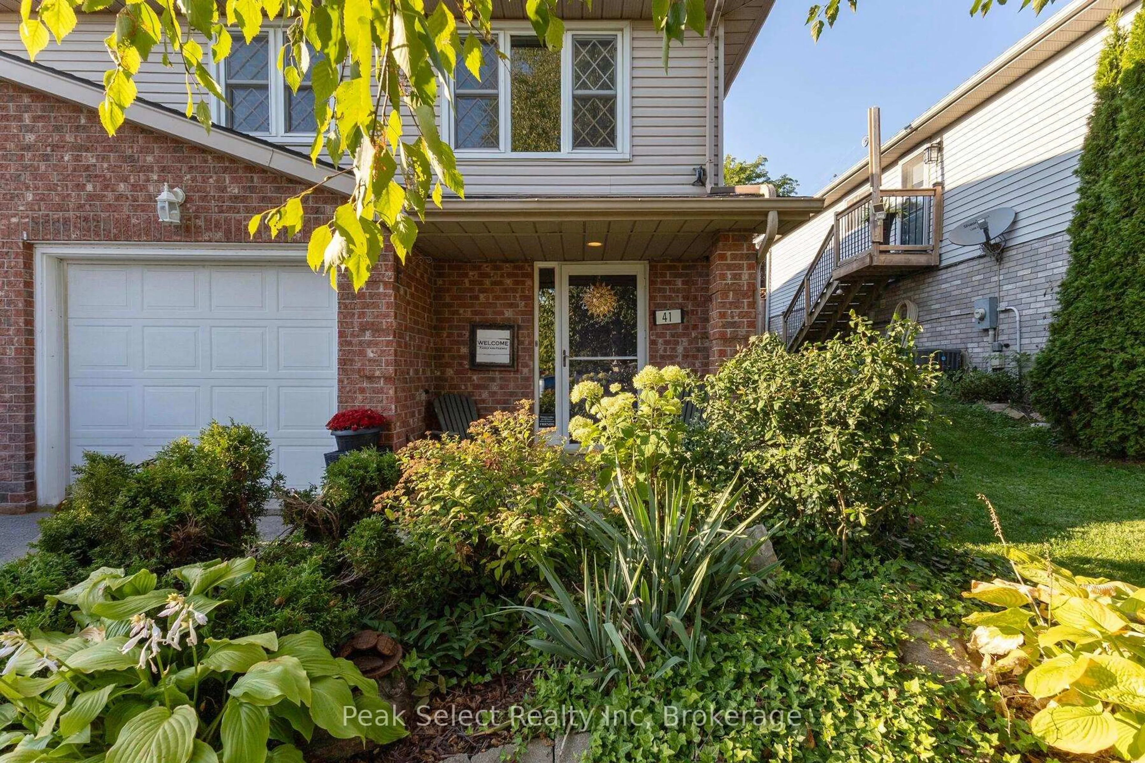 Home with brick exterior material, street for 41 Southvale Rd, St. Marys Ontario N4X 1E9