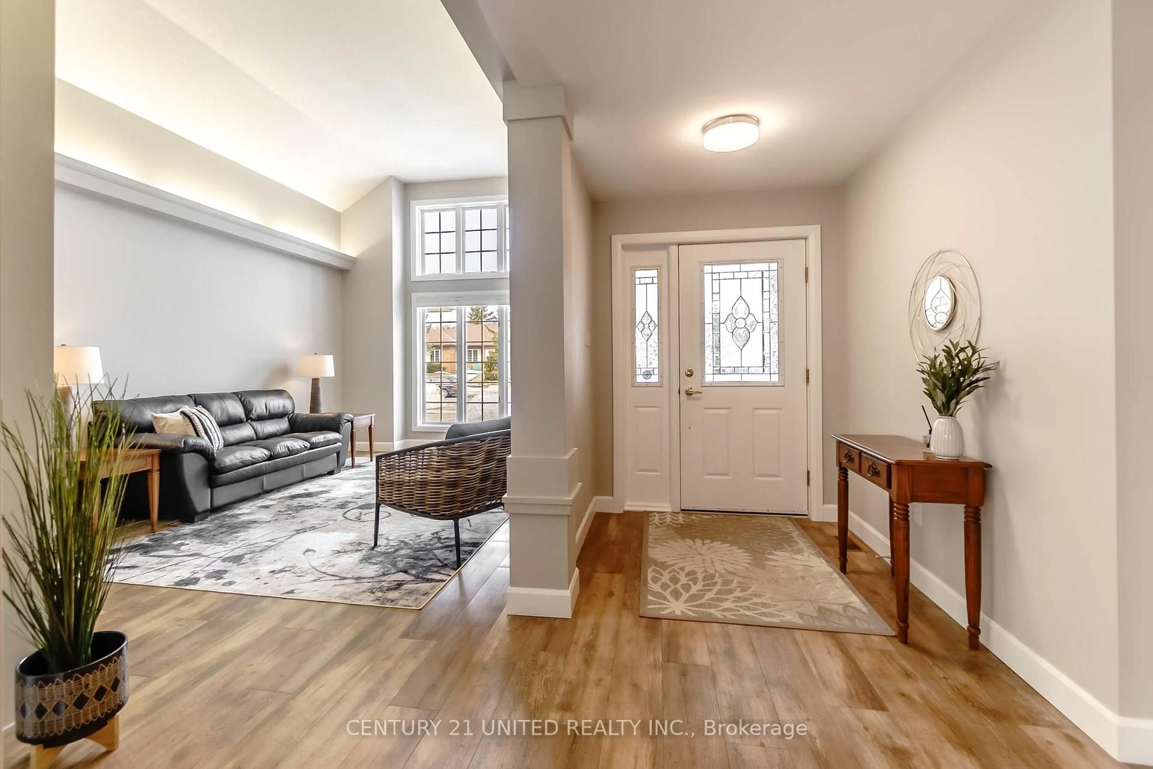 Indoor entryway for 1691 Forster Ave, Peterborough Ontario K9K 2G6