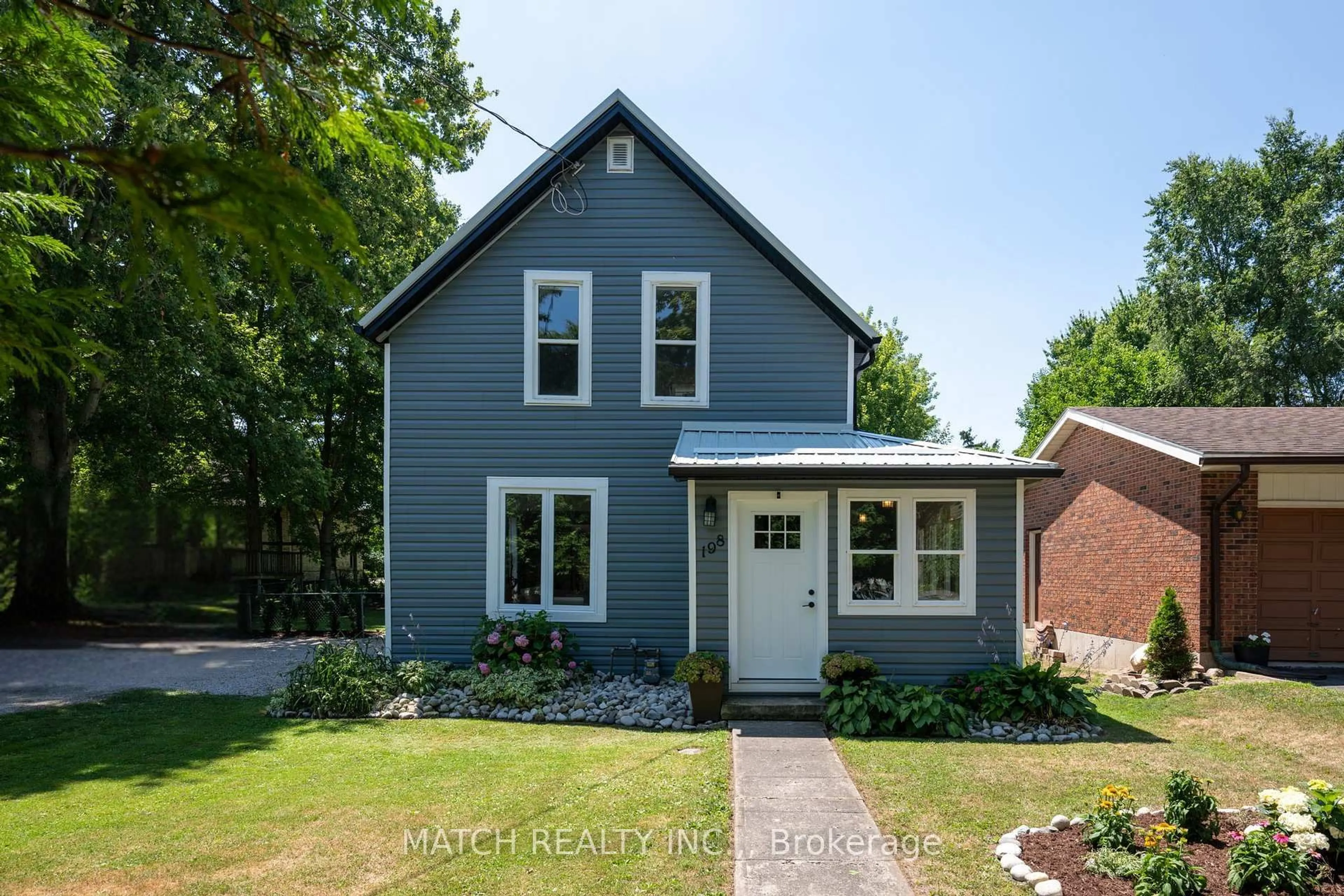 Home with brick exterior material, street for 198 Margaret St, Dutton/Dunwich Ontario N0L 1J0