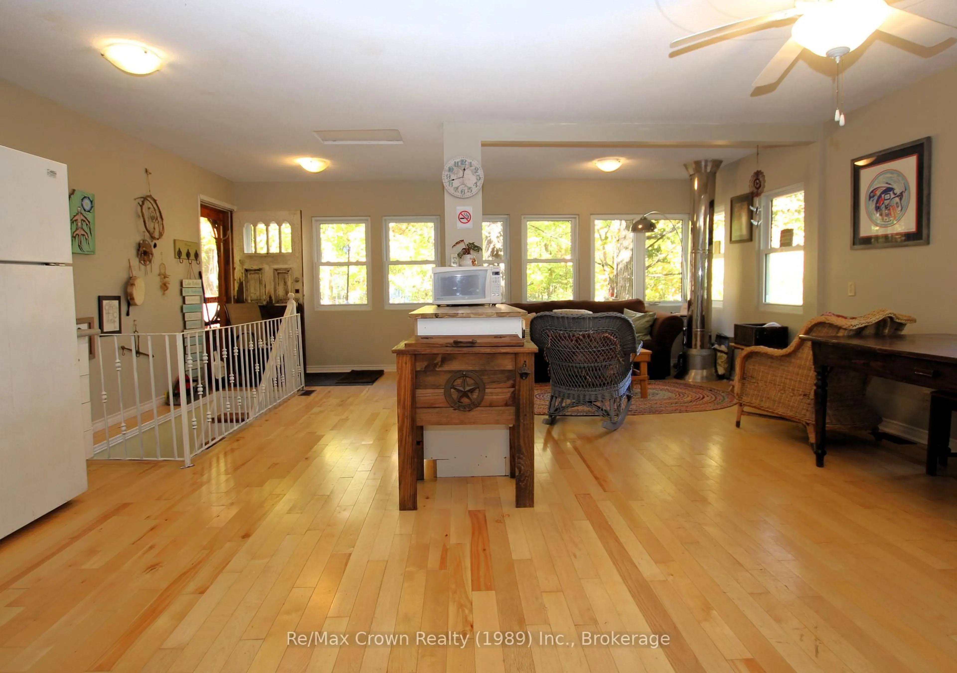 Unknown for 242 Everett Dr, Parry Sound Remote Area Ontario P0H 2R0