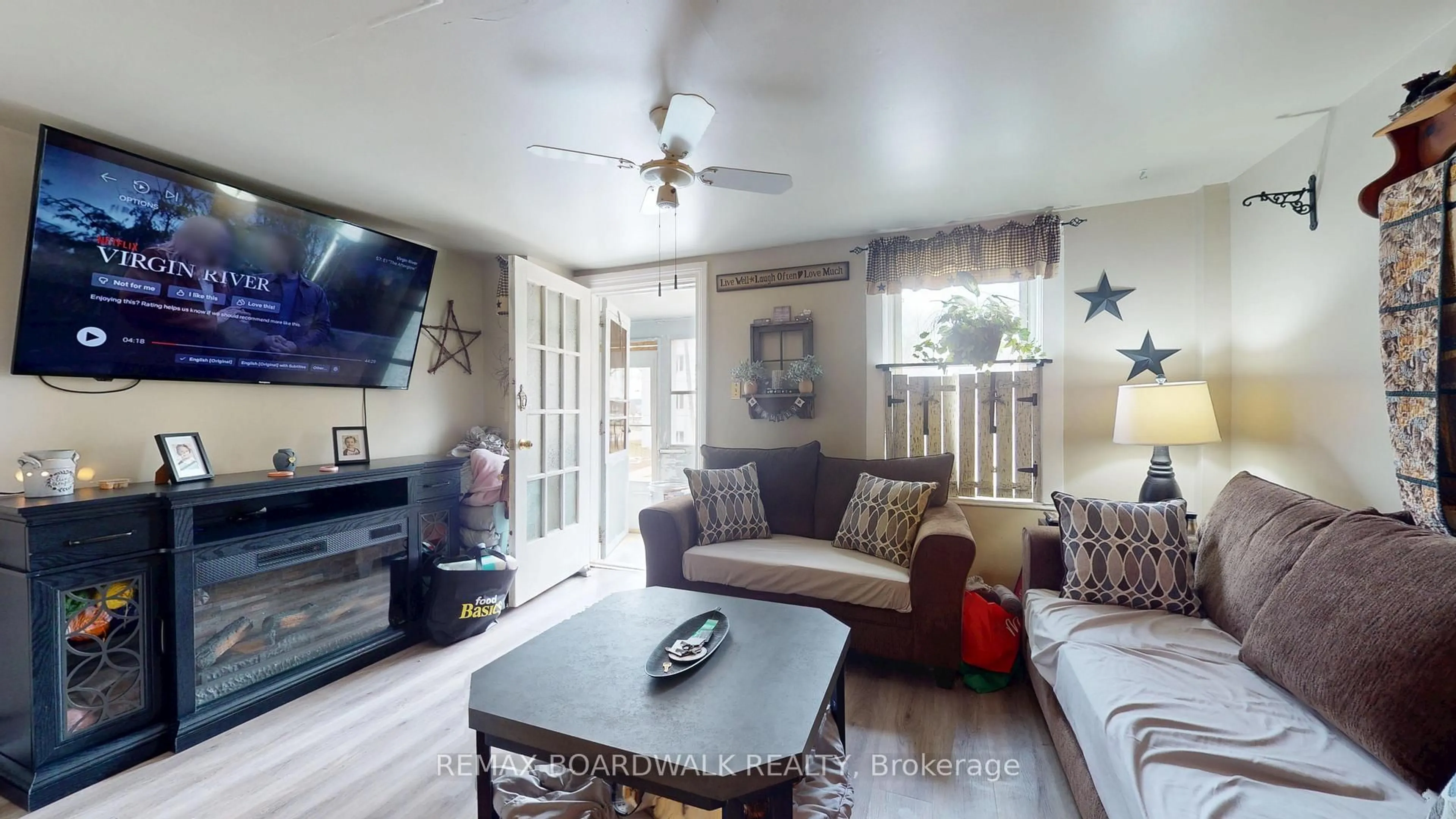 Living room with furniture, unknown for 7-9 Park St, Brockville Ontario K6V 2G1