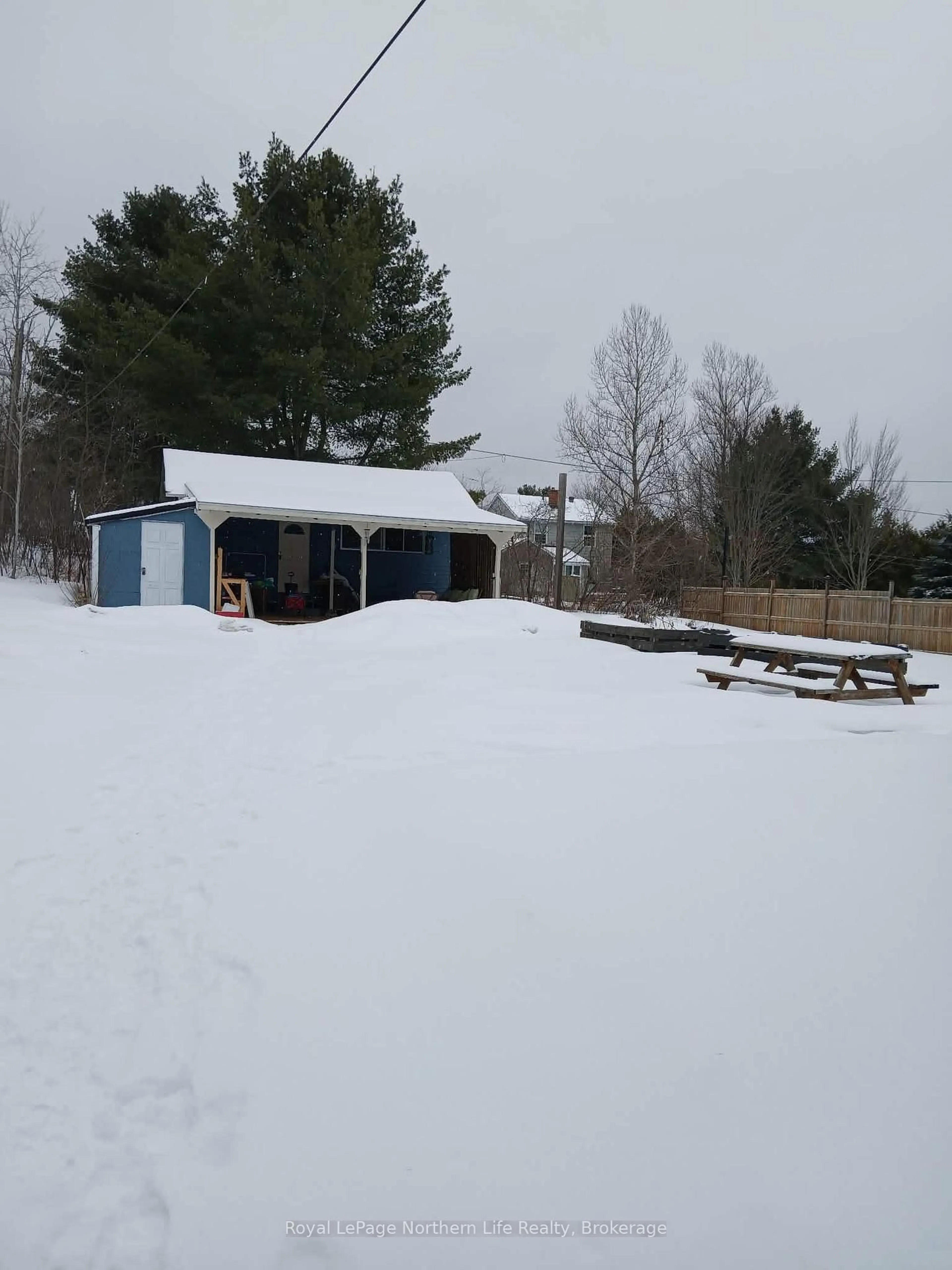Shed for 337 NINTH St, Mattawa Ontario P0H 1V0