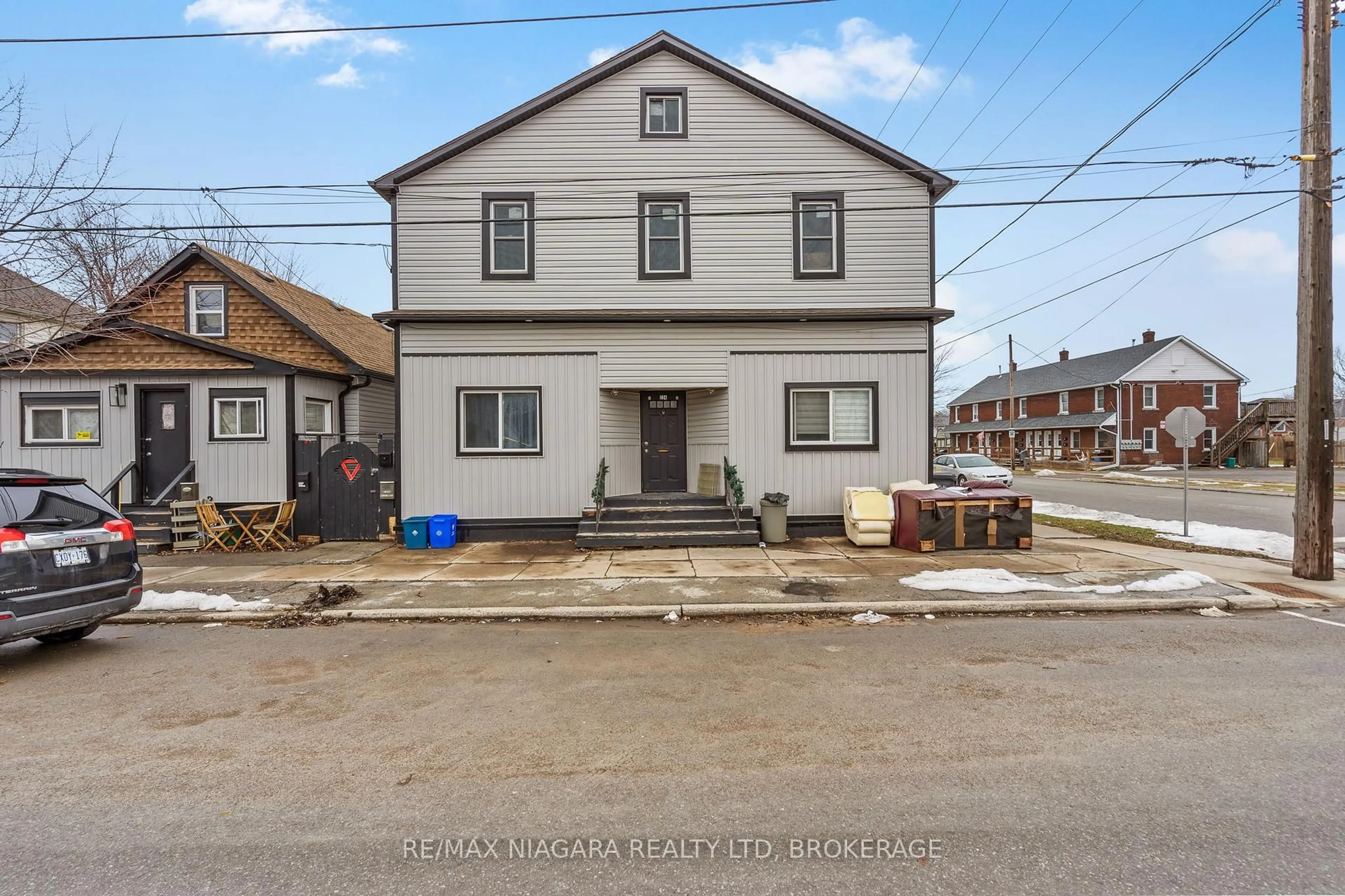 Unknown for 224 Mitchell St, Port Colborne Ontario L3K 1Y3